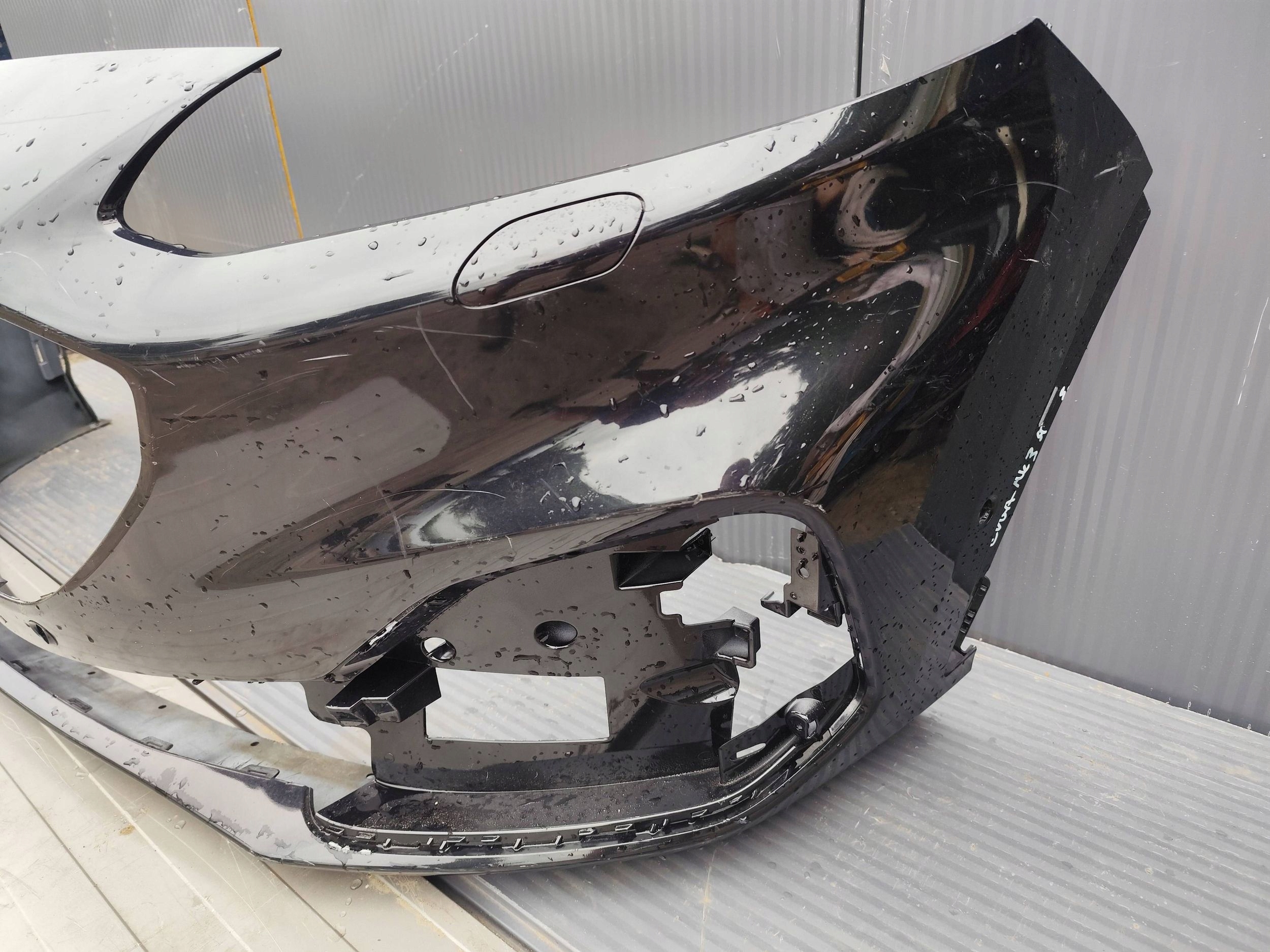 FORD KUGA MK3 ST LINE bumper front 6xPDC
