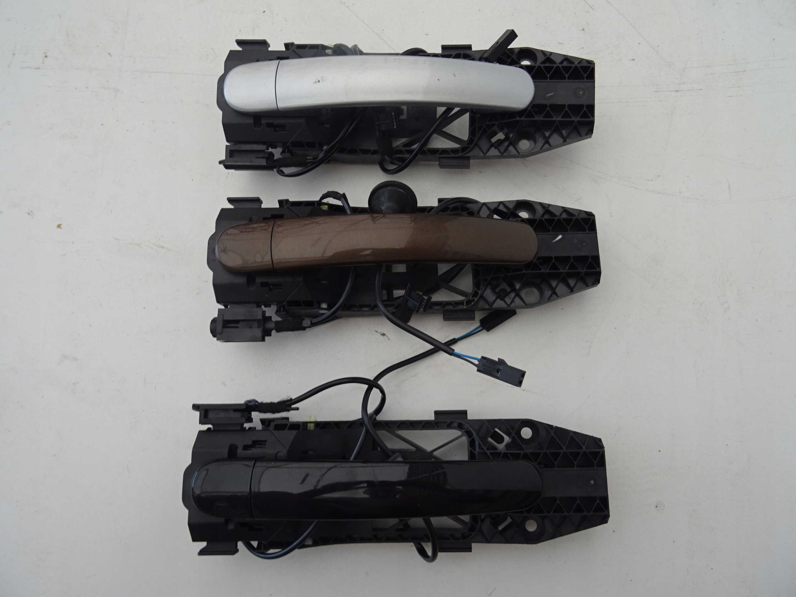 VW BEETLE 5C KLAMKA DRZWI PRAWA KOMPLETNA