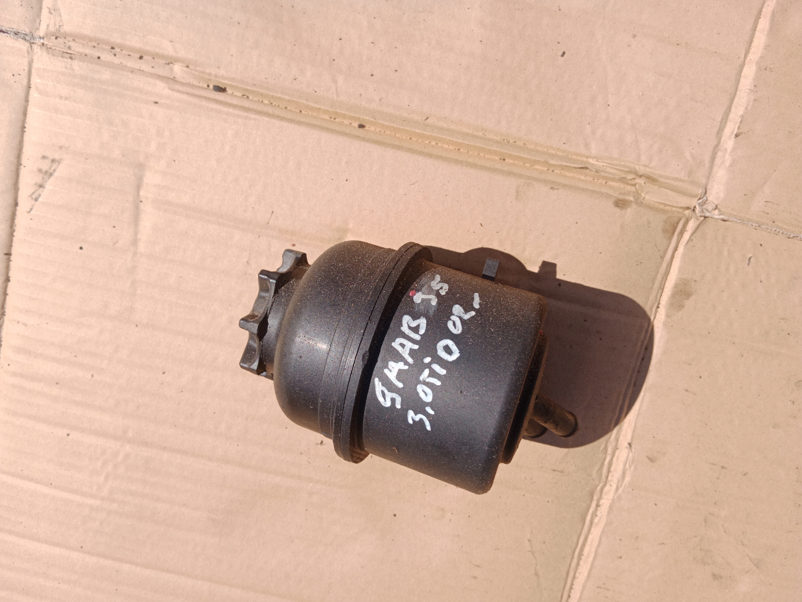 БАЧОК ГИДРОУСИЛИТЕЛЯ SAAB 95 3.0 TID