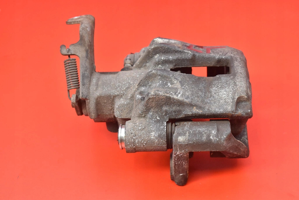 caliper brake left rear part IVECO DAILY 6 VI 3.0 HPI 170 KM 14