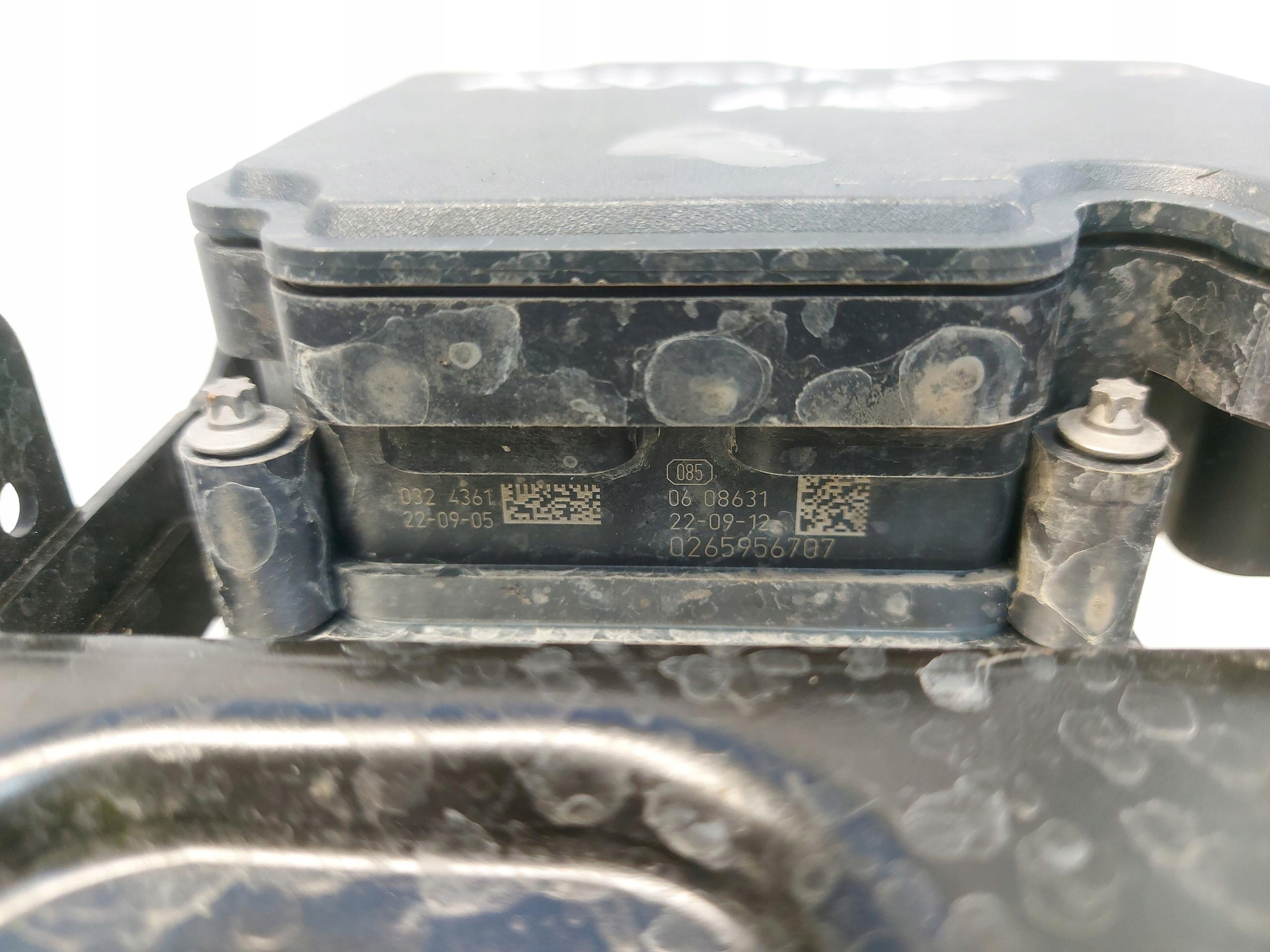 насос ABS renault CAPTUR II CLIO V 476608195R