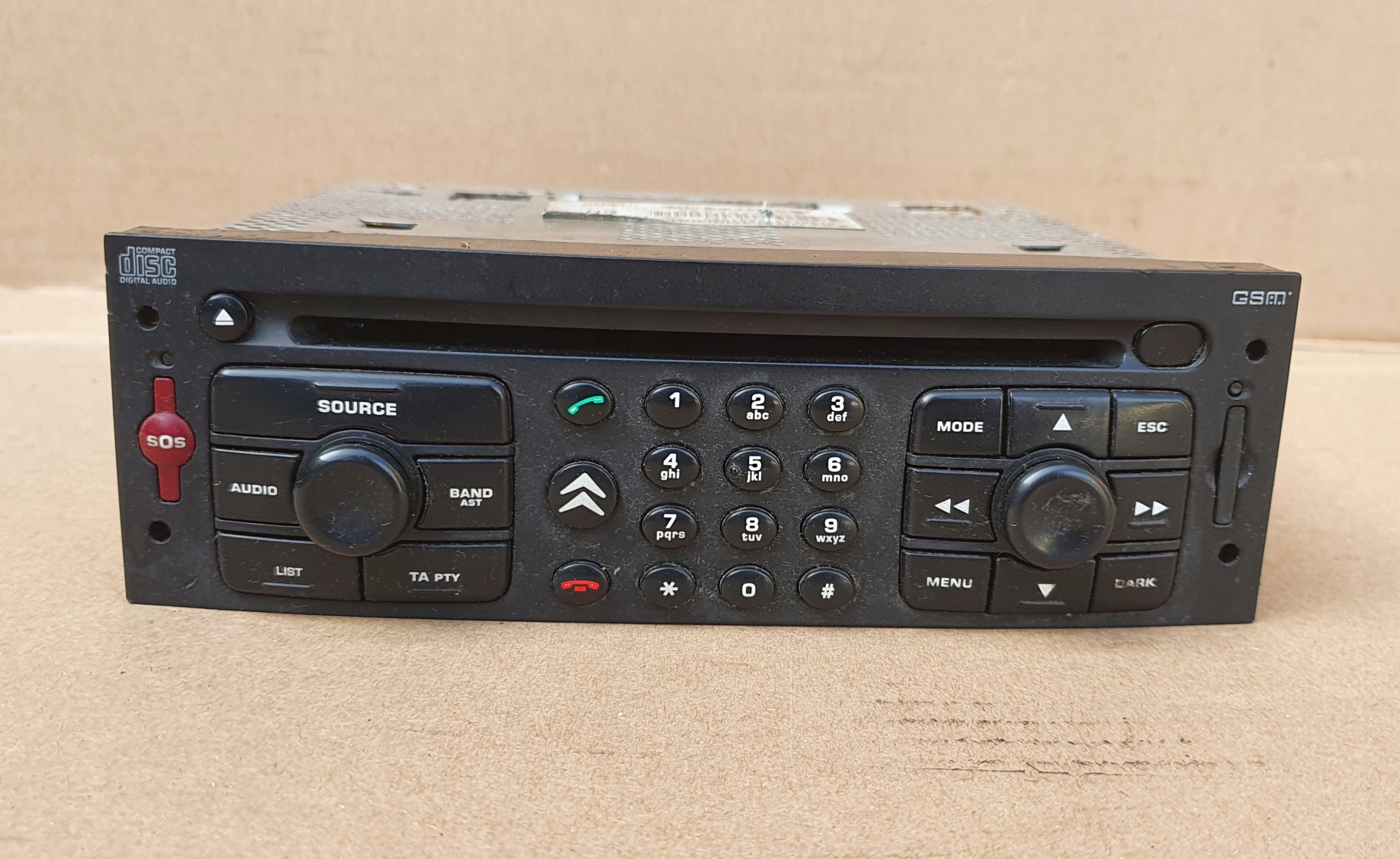 CITROEN C4 C8 RADIO NAVI RT3-N3-06 96590503XT