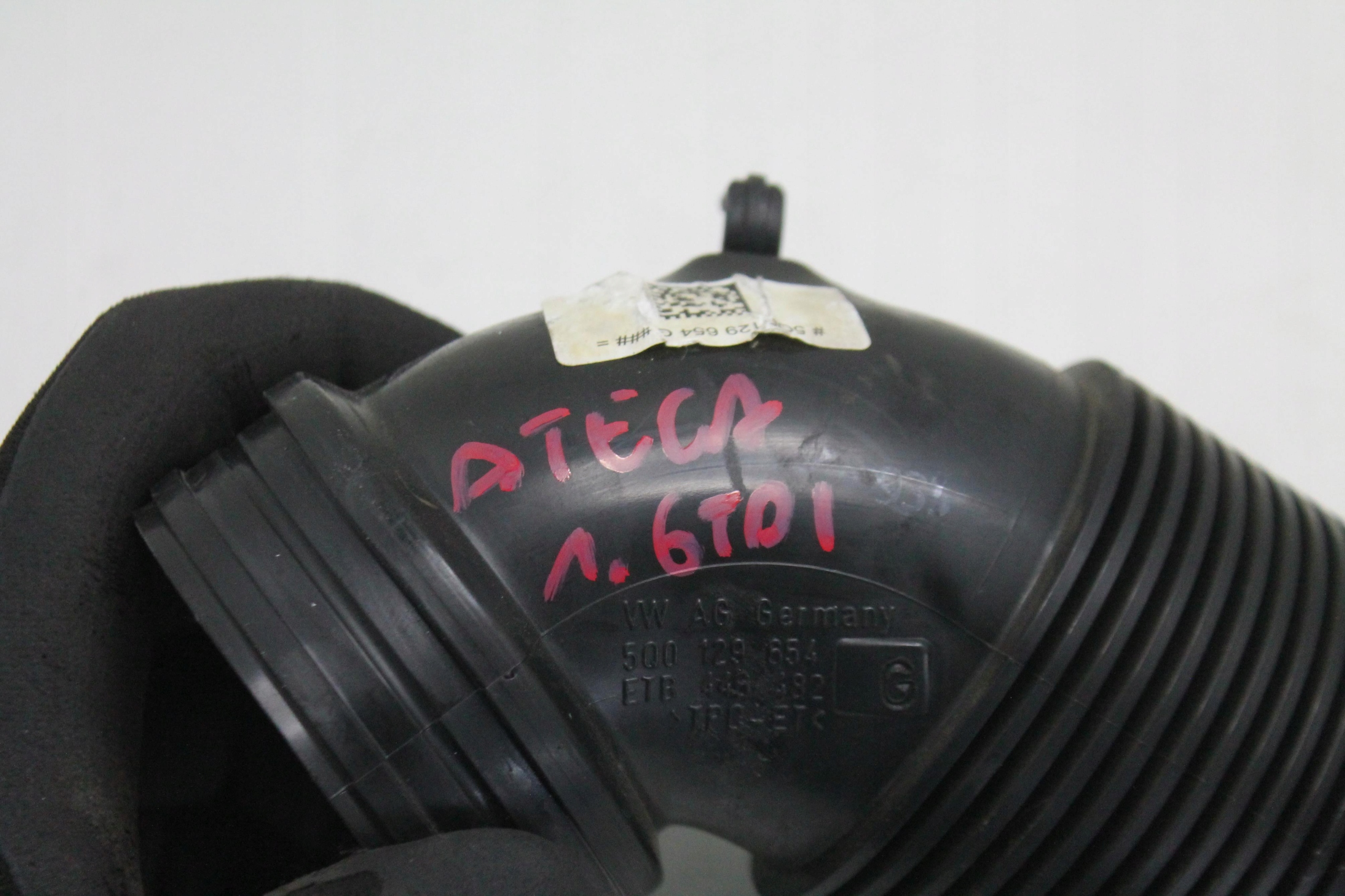 pipe air hose 5Q0129654G SEAT ATECA 1.6 TDI 16-21