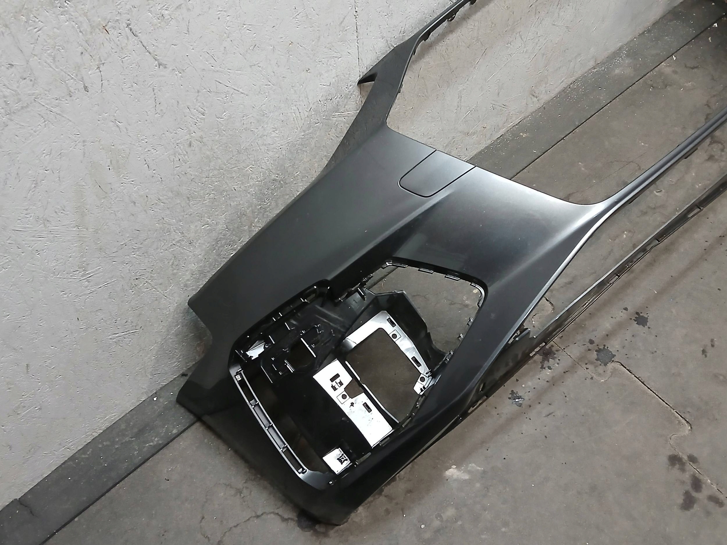 bumper front AUDI A4 B9 8W LIFT S LINE