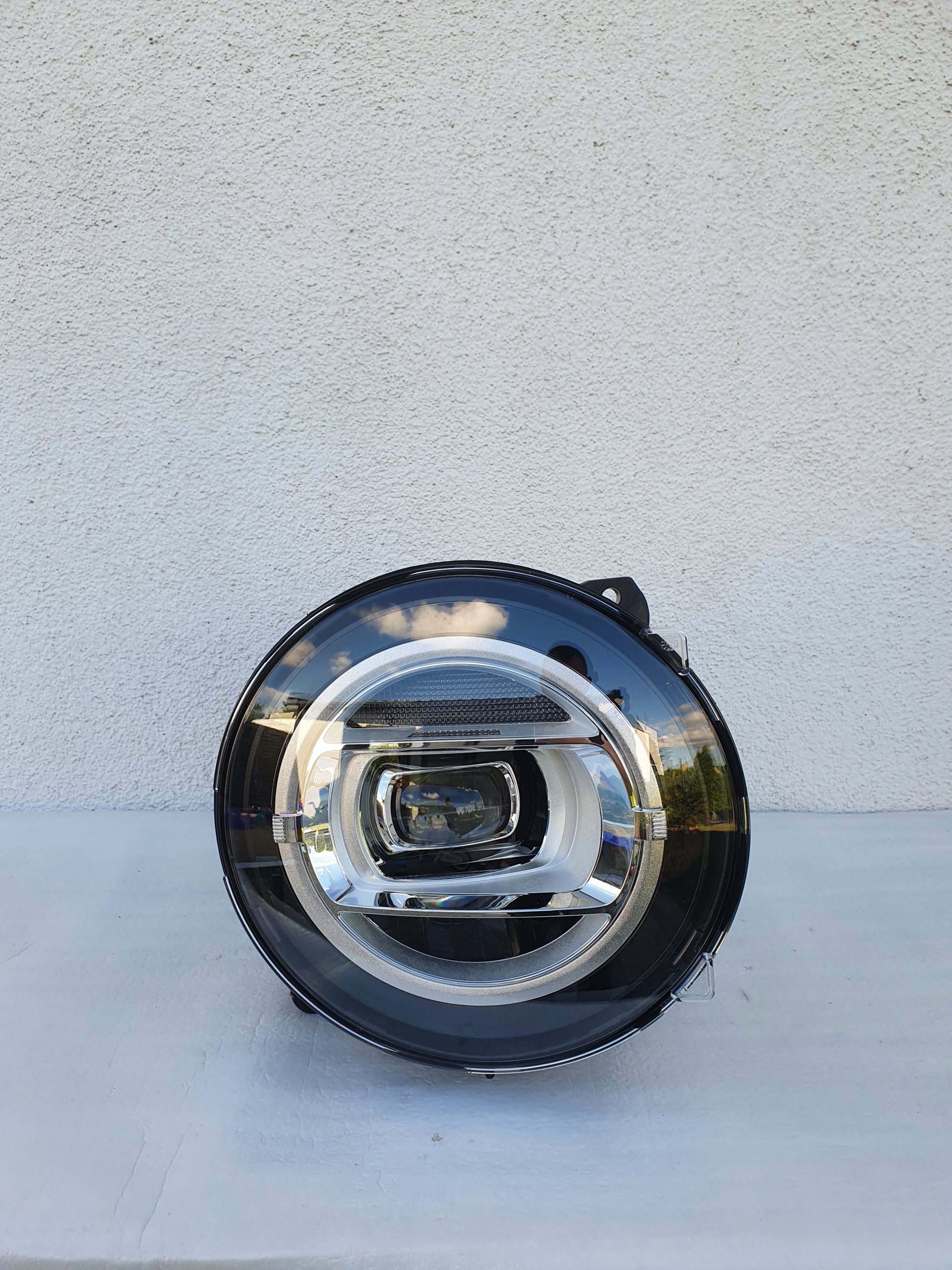 LAMPA PRZÓD PRAWA MERCEDES W463 G-KLASA FULL LED