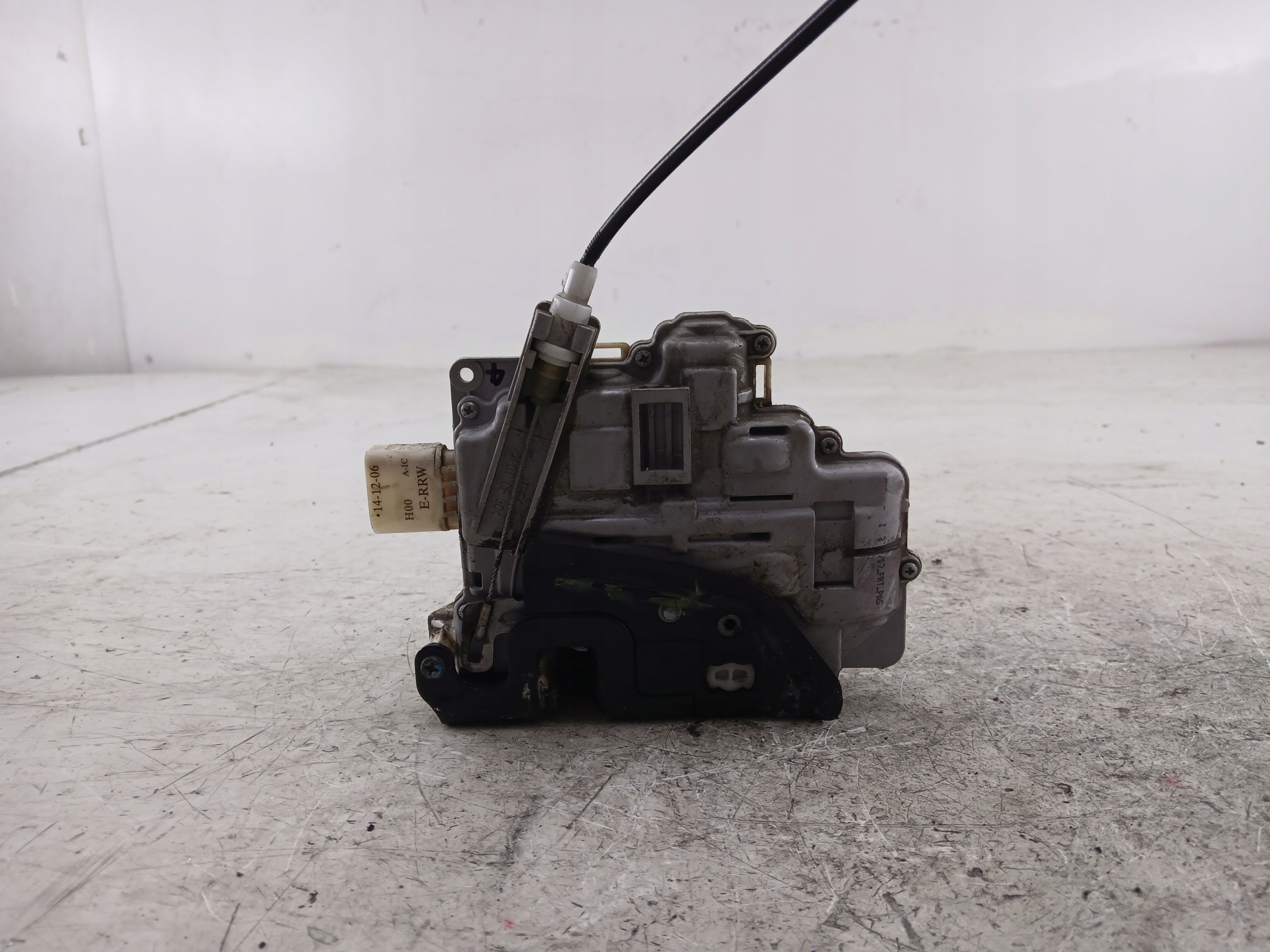 AUDI A8 D3 mini motor windows right front 4F1837016