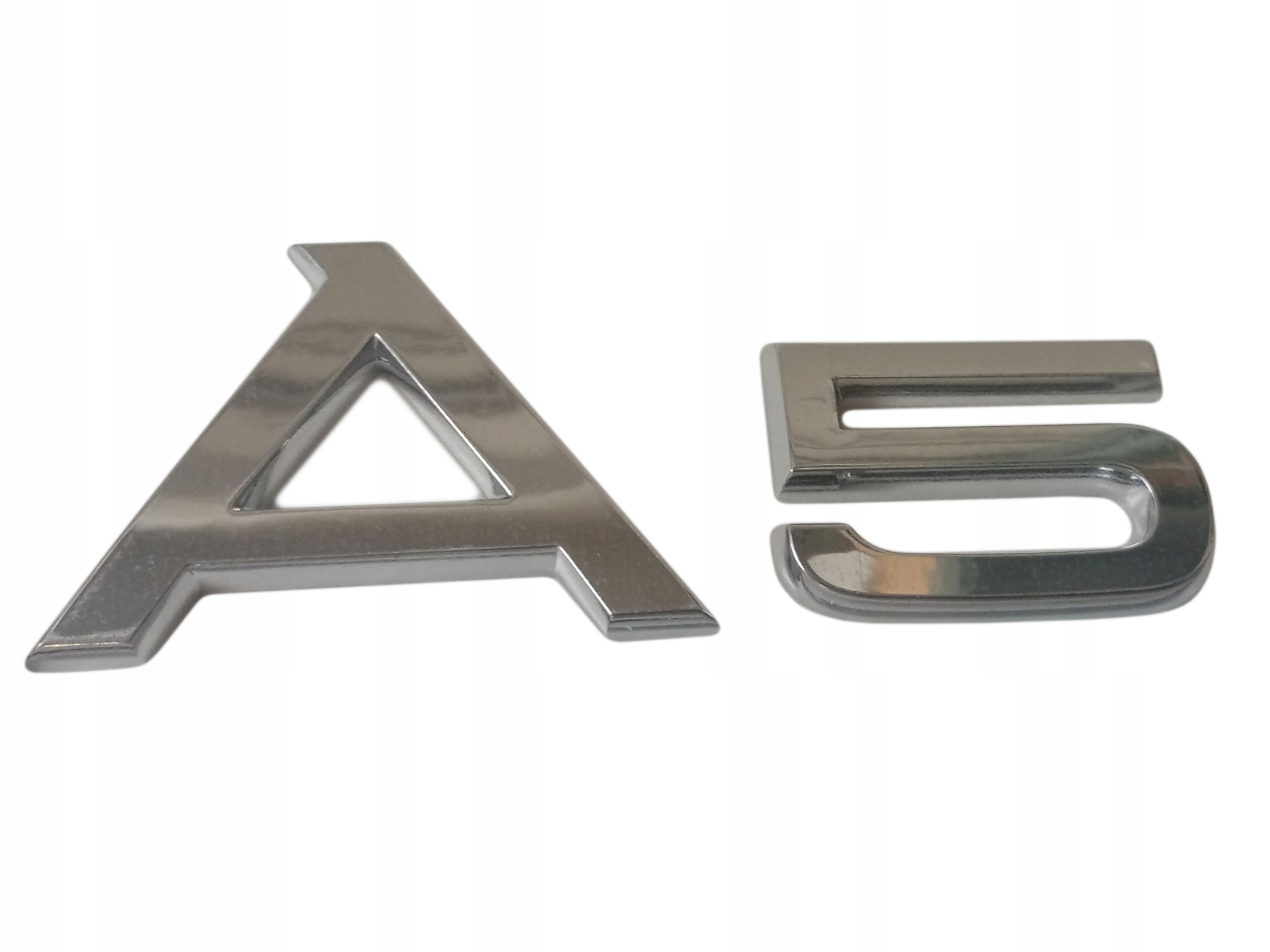 8T08537412ZZ - Эмблема надпись сзади A5 OE AUDI COUPE CABRIOLET