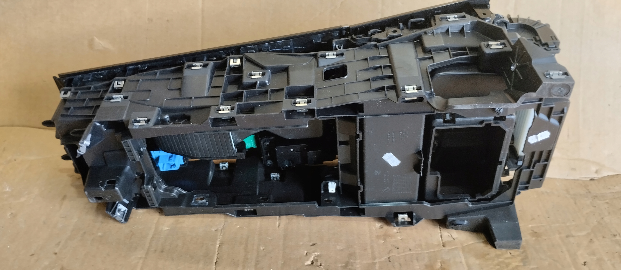 тунель середина декор панель ролета opel Astra л VI 23r