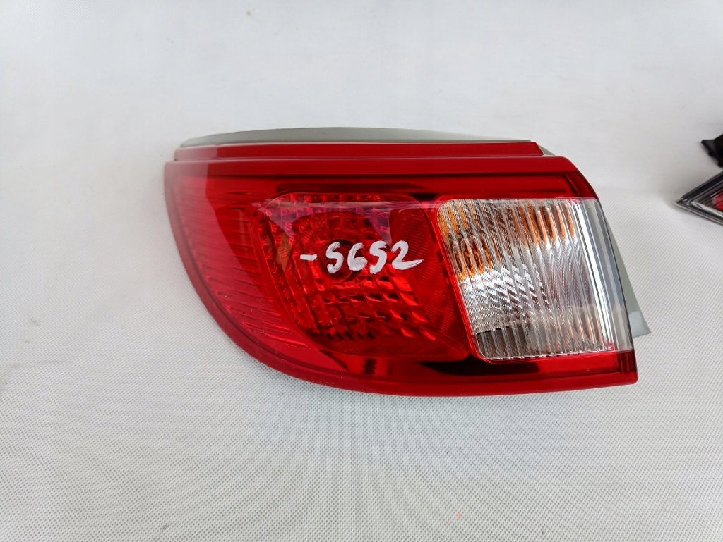 фонарь левый mitsubishi Colt Z30 кабриолет