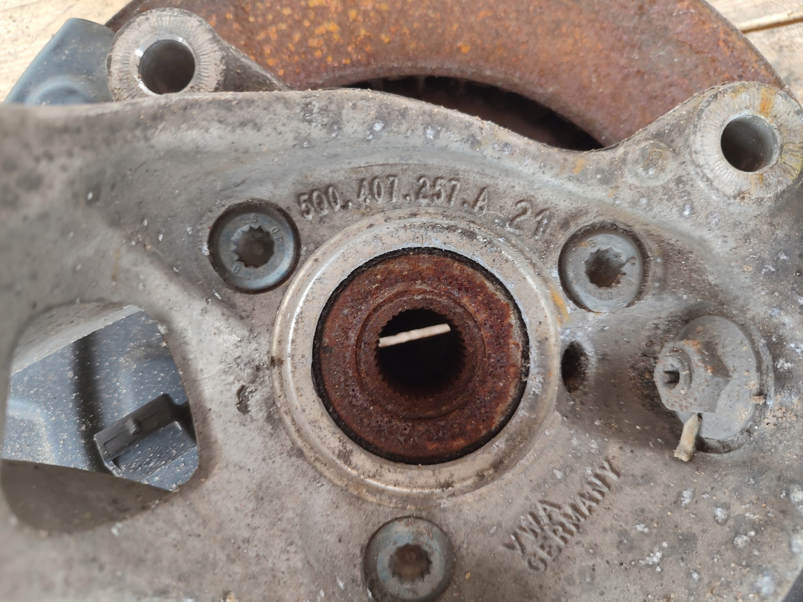 swing front left left front Audi Q3 83A 5Q0407257A