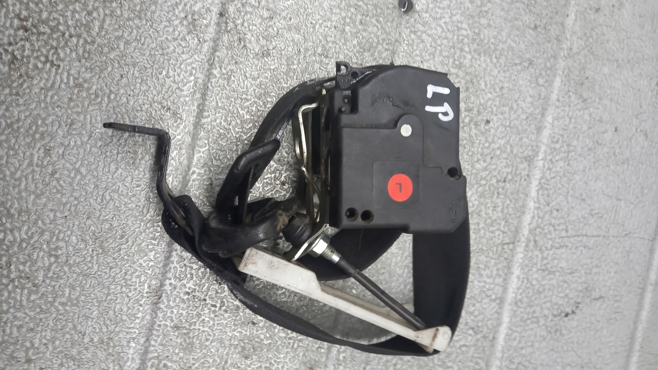 ремень передний левый opel Astra G II 00R