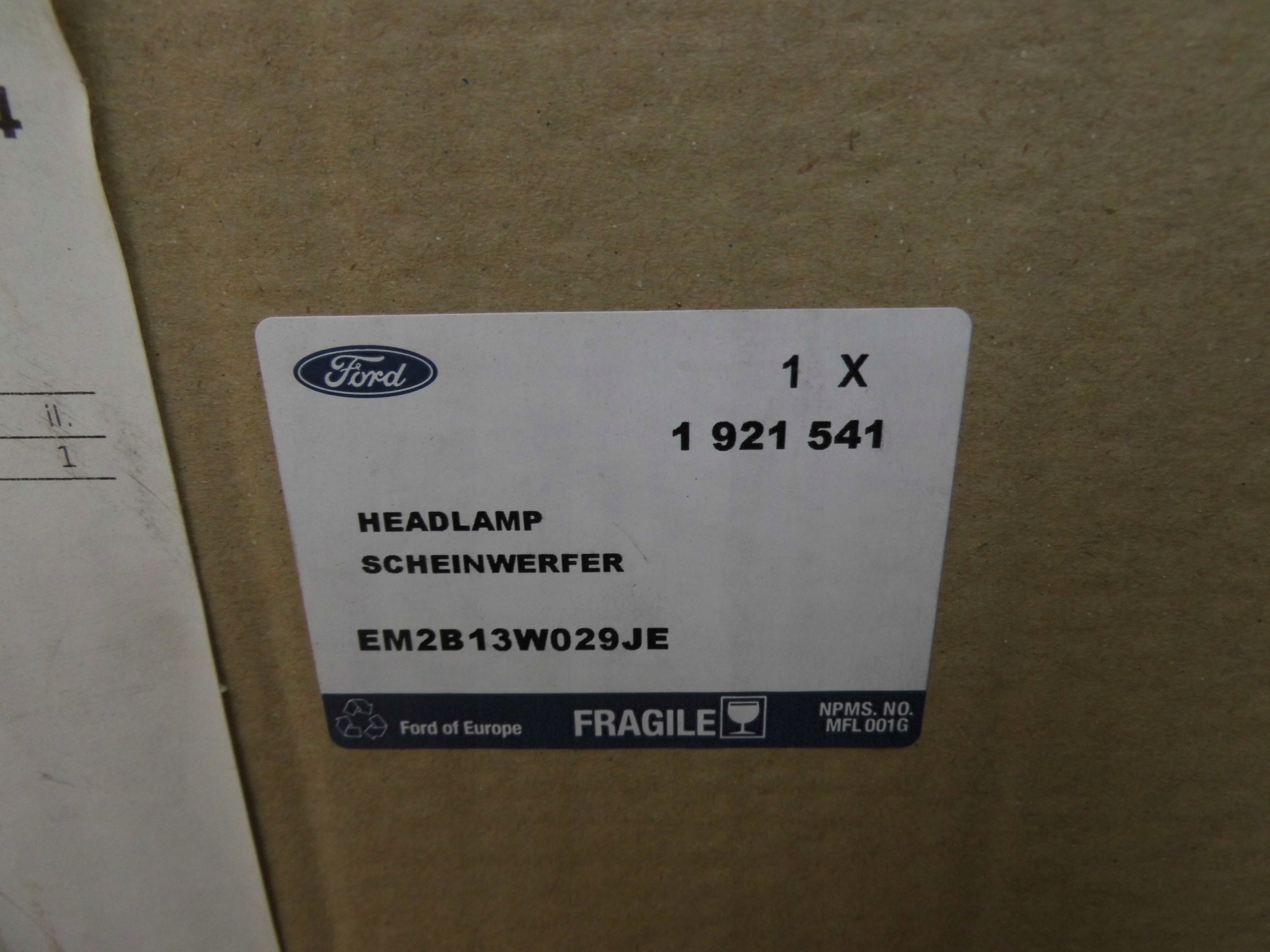 REFLEKTOR PRAWY FORD GALAXY Mk4 2015-21 Numer katalogowy części 2240608