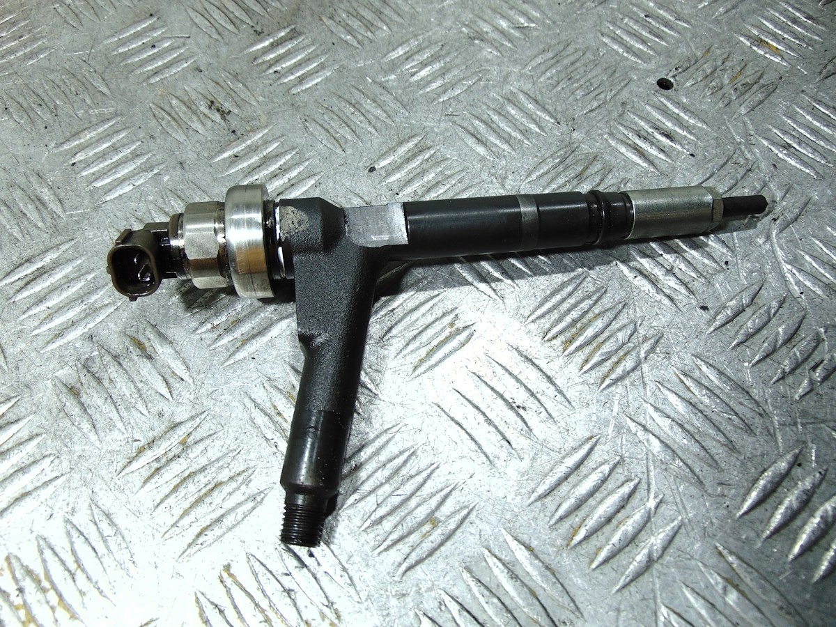 WTRYSKIWACZ OPEL CORSA C 897313-8612 1.7 CDTI