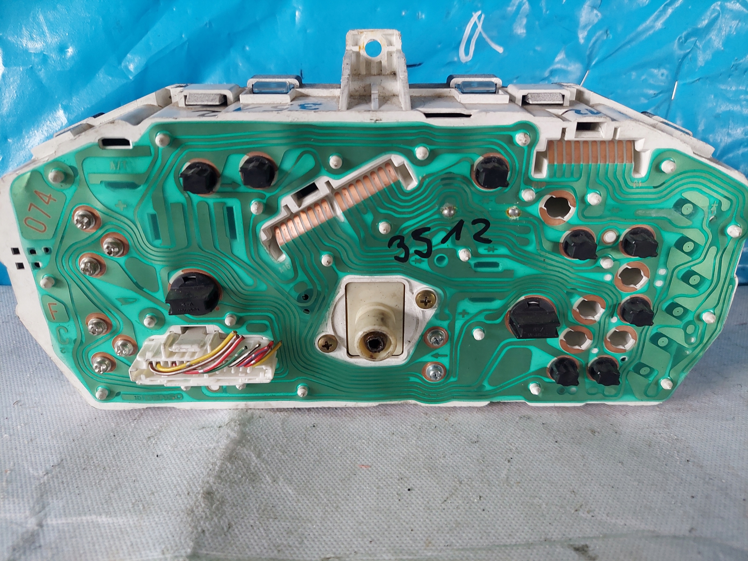 dials clock DAIHATSU CUORE 0.8 B 83010-87B41