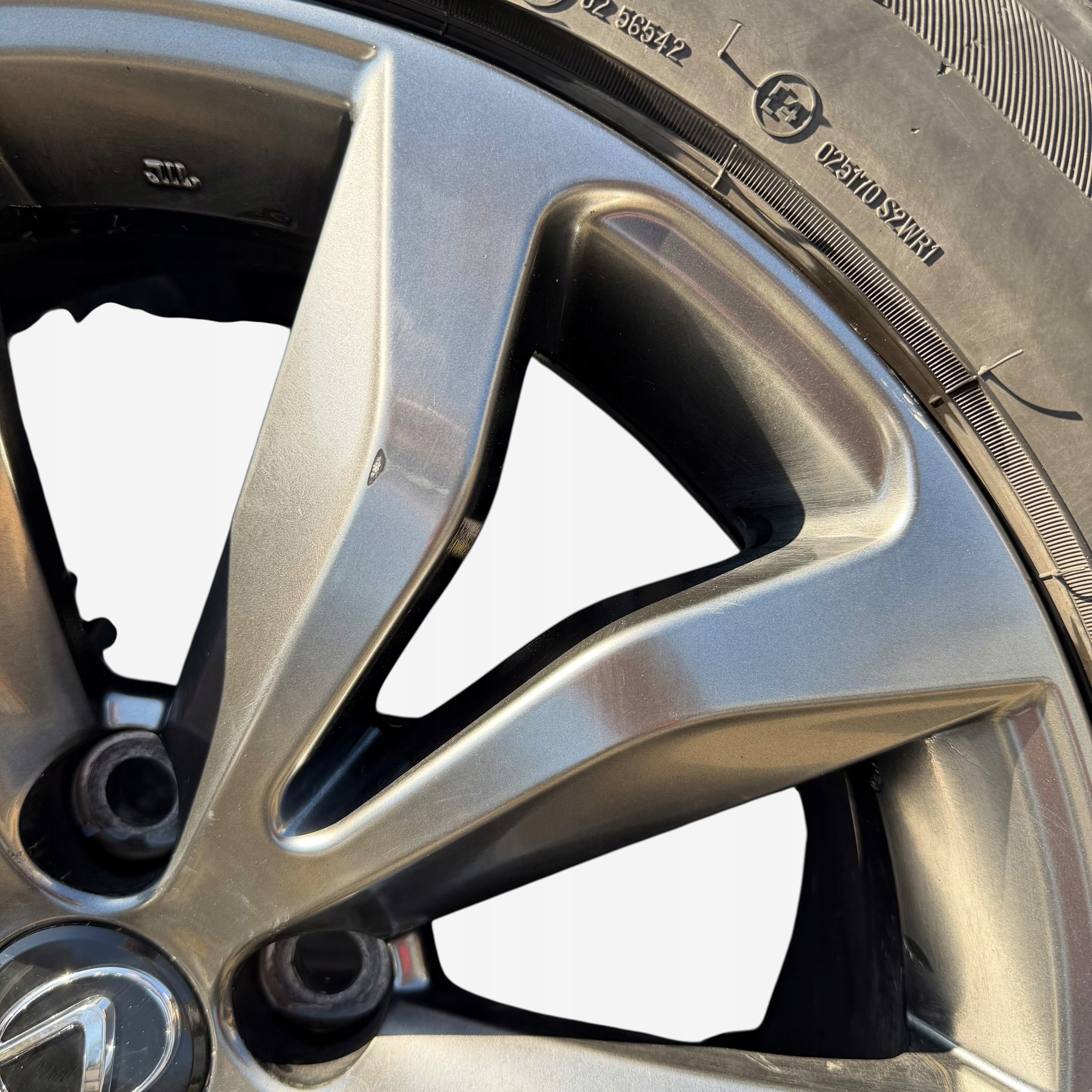 discs wheels tyres LEXUS NX NX300 BRIDGESTONE 235/55/18" 4MM winter M+S