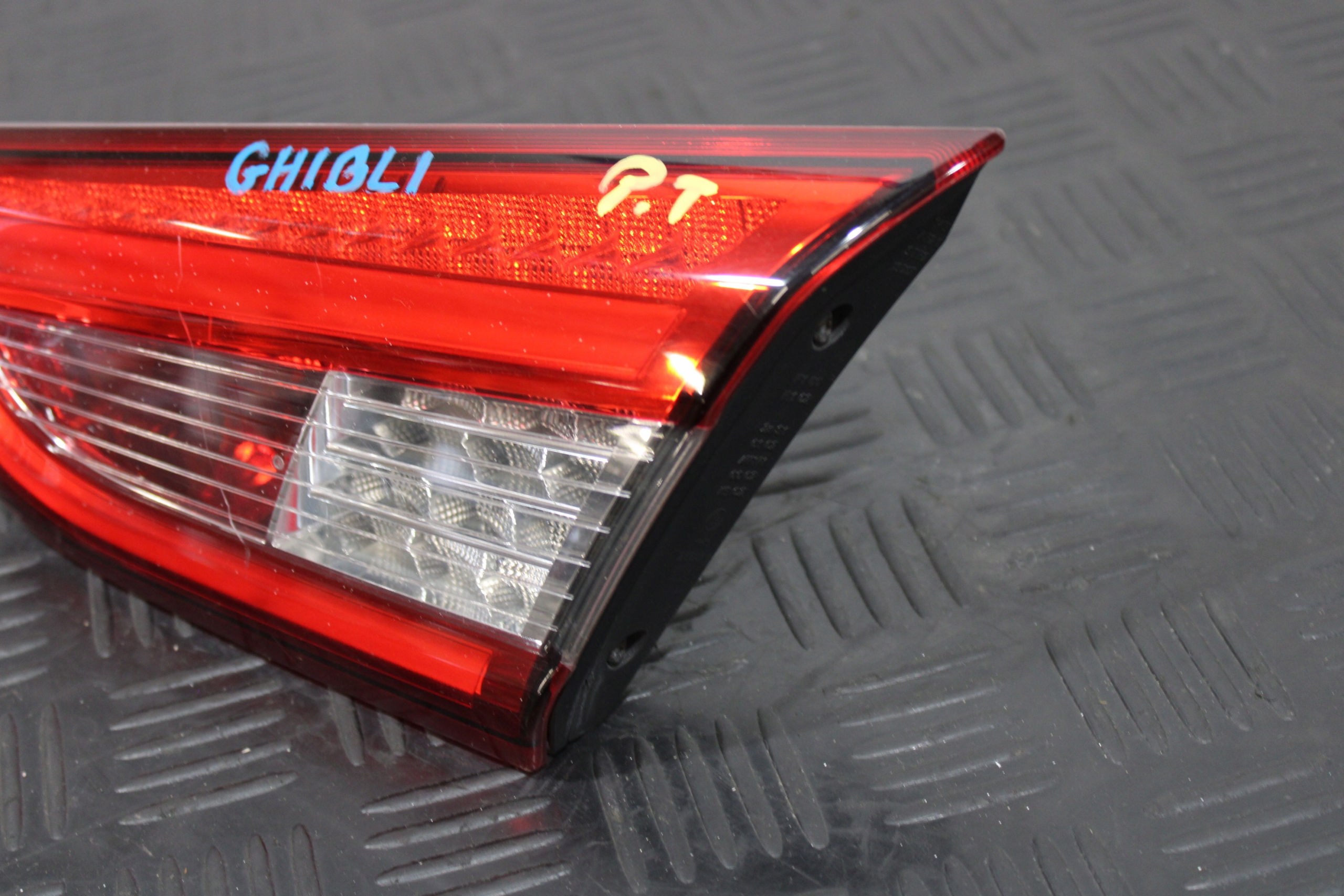 light bonnet right rear part MASERATI GHIBLI M157