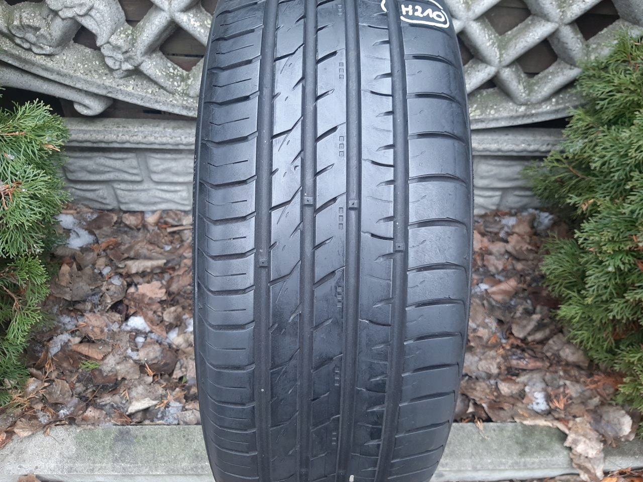 KUMHO CRUGEN HP91 235 55R19 101V H210