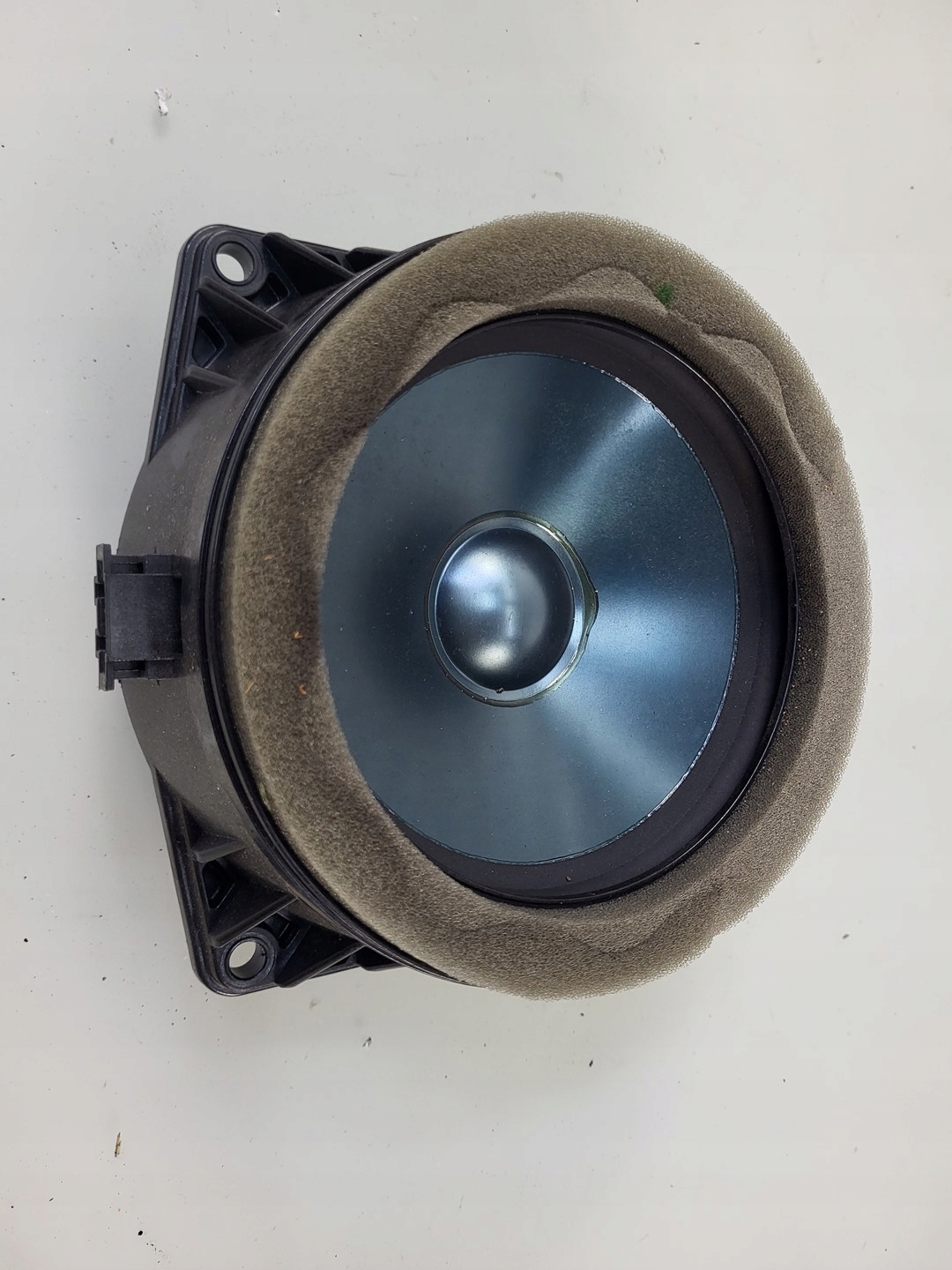 MERCEDES CLK A209 W209 C209 speaker HARMAN KARDON speakers