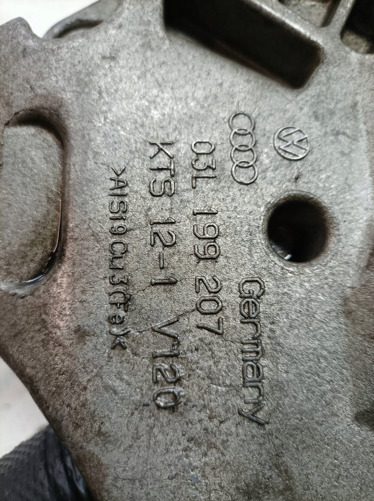 Supporto 03L199207 2.0 TDI Skoda Yeti e (2009- )