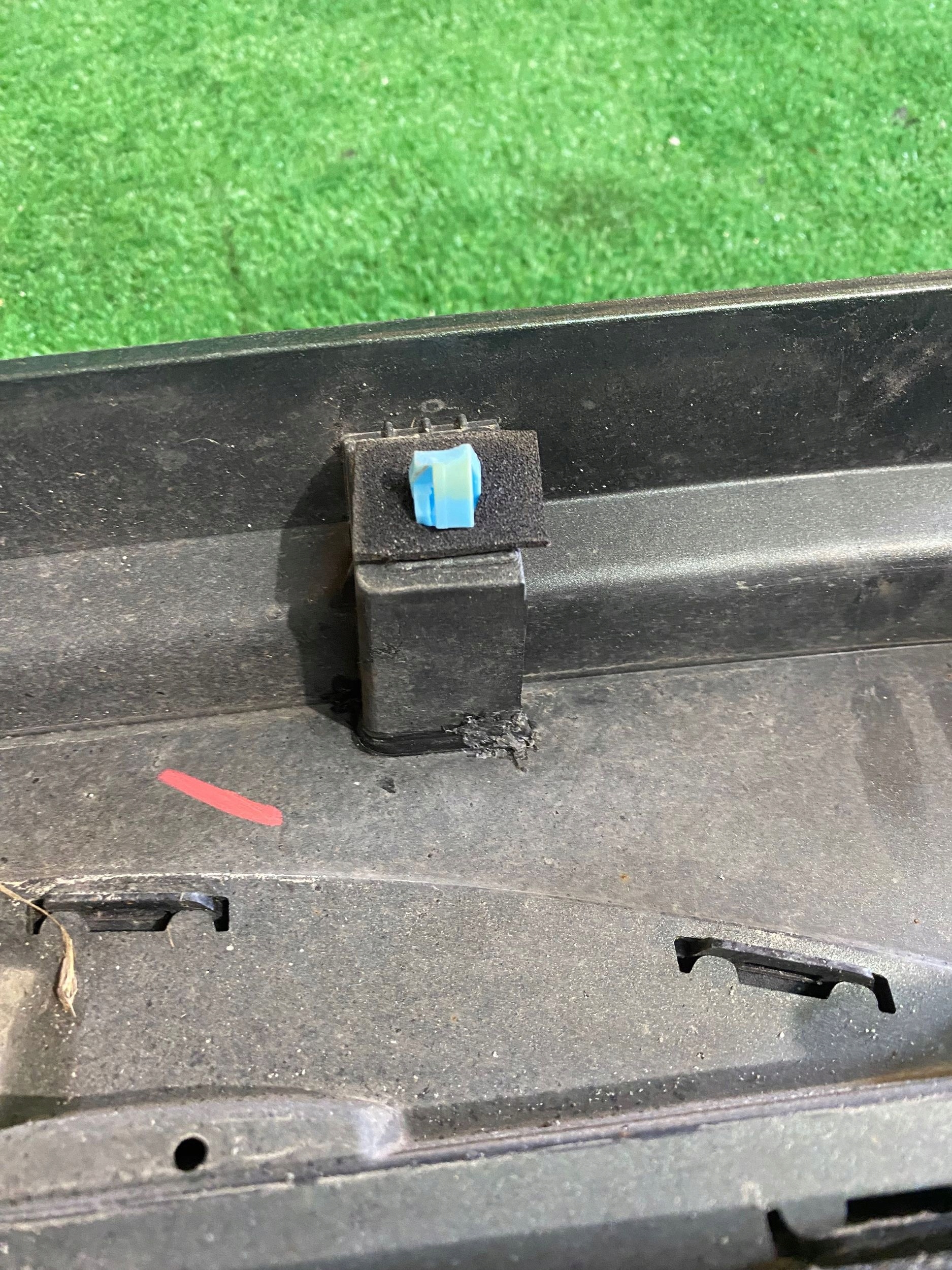 moulding threshold left KIA PROCEED III GT
