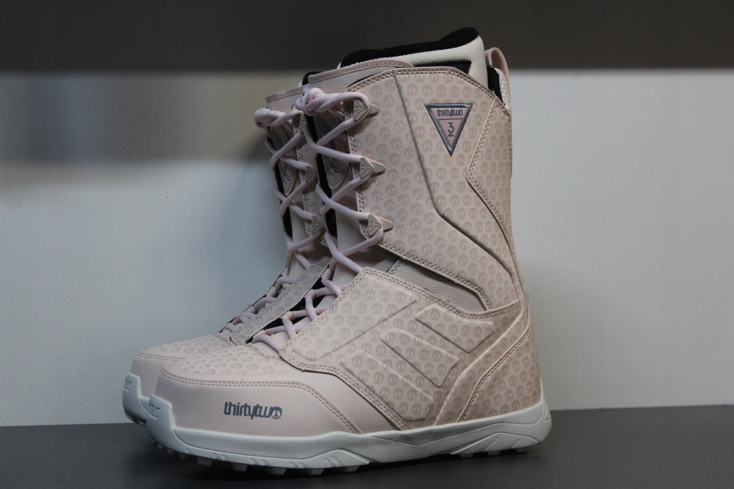 Buty THIRTYTWO LASHED GNARLY roz.30/45,5 [f102 Marka Thirtytwo