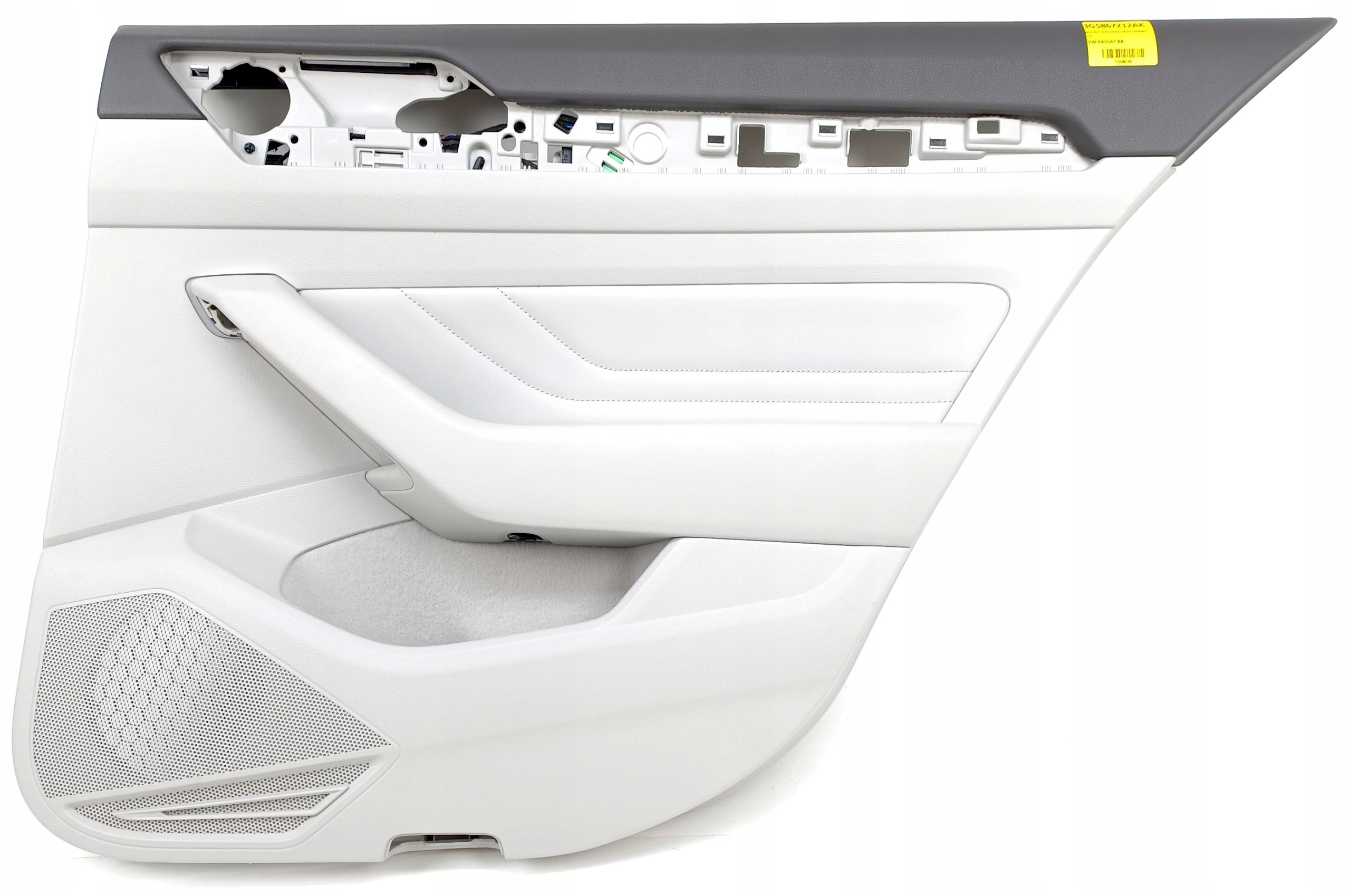 дверные карты задний правый vw PASSAT B8