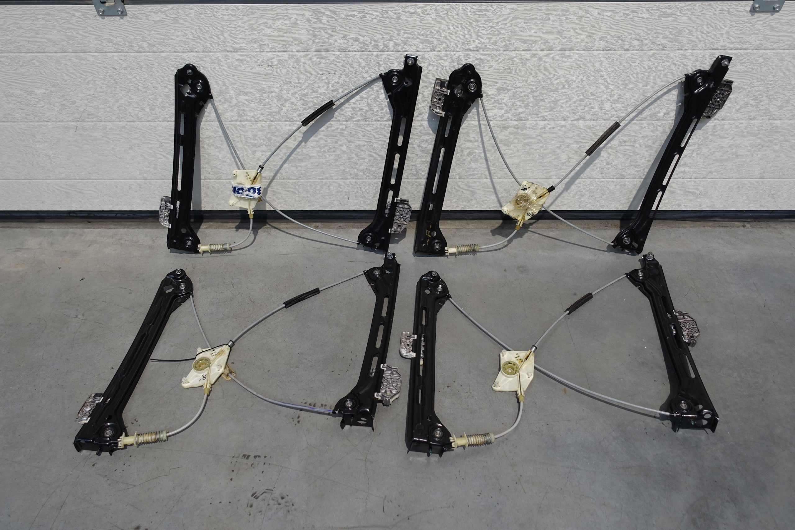 VW BEETLE 5C PODNOŚNIK SZYBY DRZWI PRAWY PRZÓD PRZEDNI ORYGINAŁ