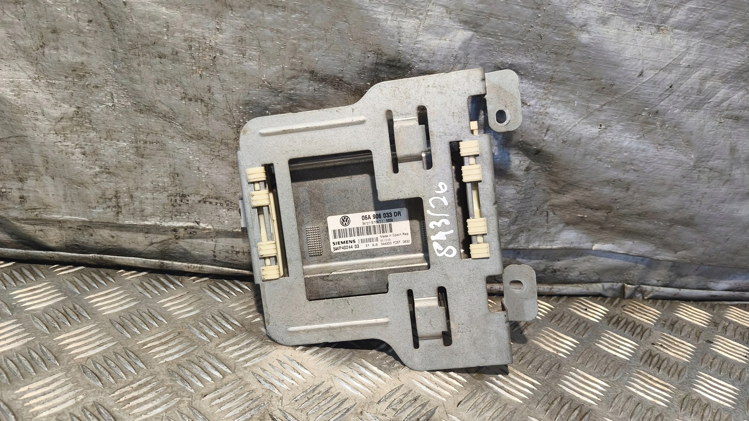 computer Centralina Motore VW TOURAN e 1.6B 2004r 06A906033DR