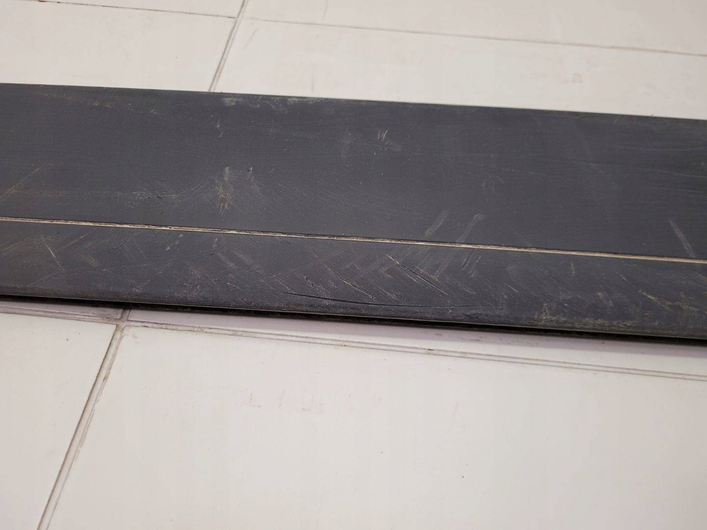 moulding door front left side Jaguar E-Pace 2018 J9C321065