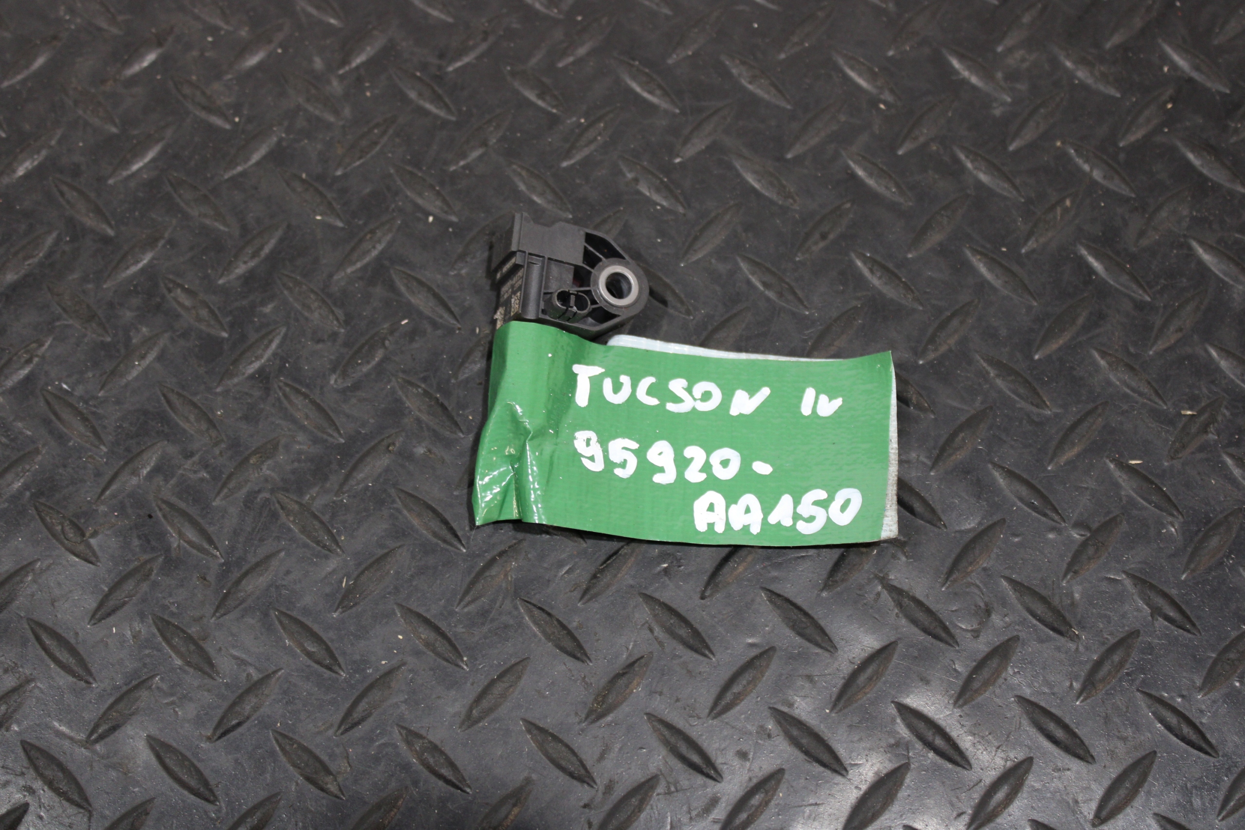 impact sensor HYUNDAI TUCSON IV 4 95920-AA150