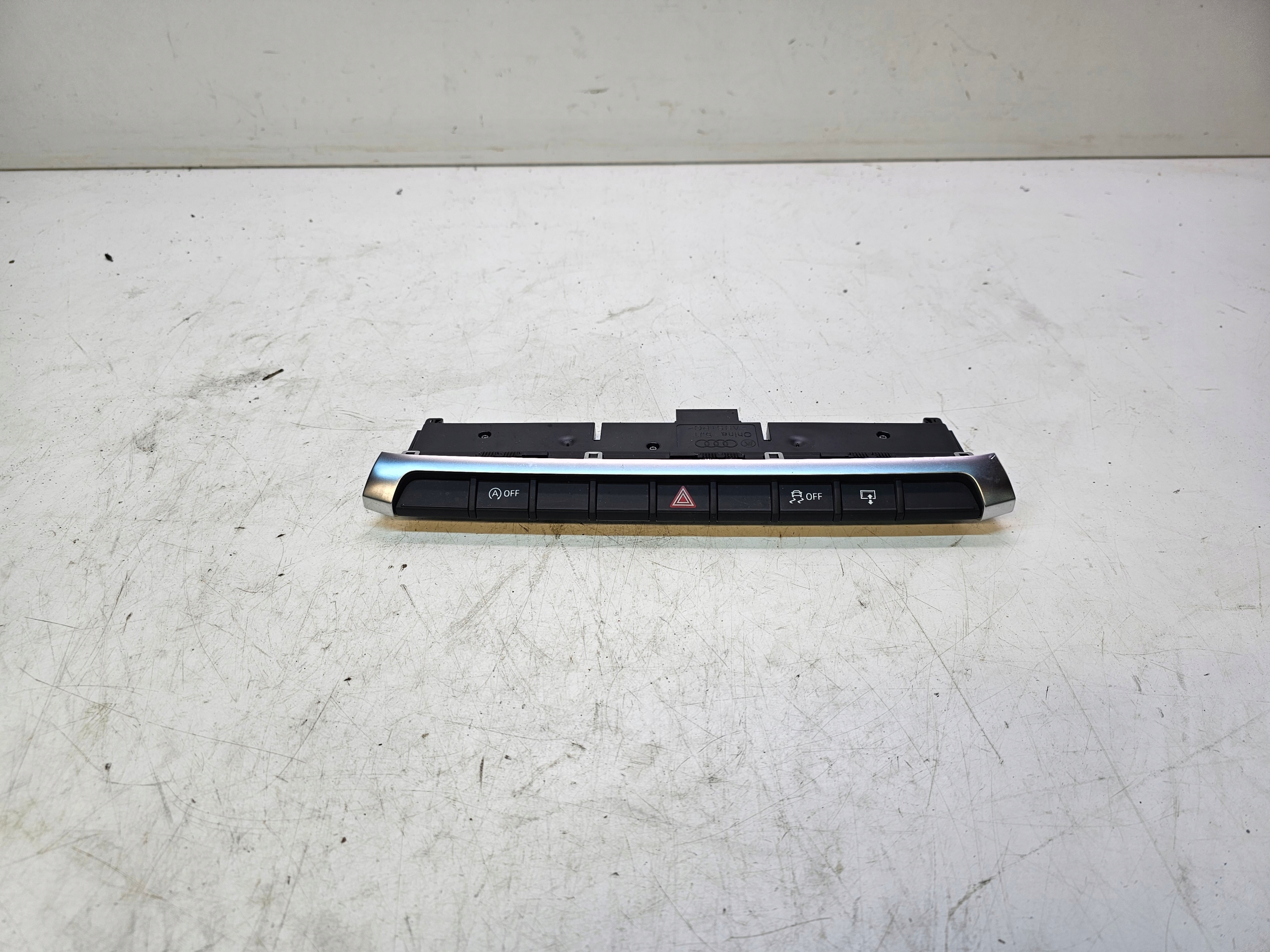 PANEL des Schalter ESP AIR BAG Warnblickschalter AUDI A3 8V 8V0925301CD
