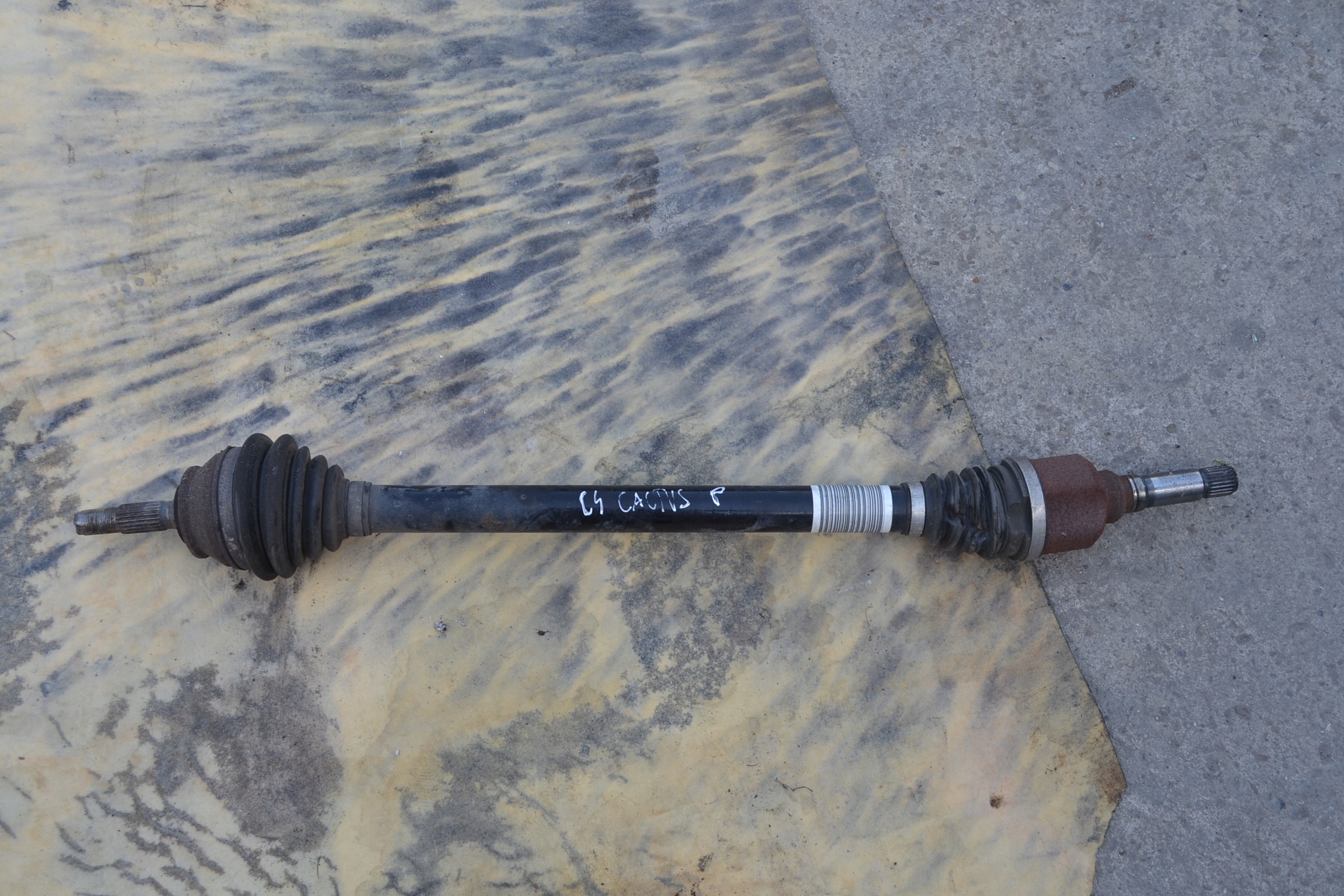 CITROEN C4 CACTUS 1.2 semi-axis right 9677476680
