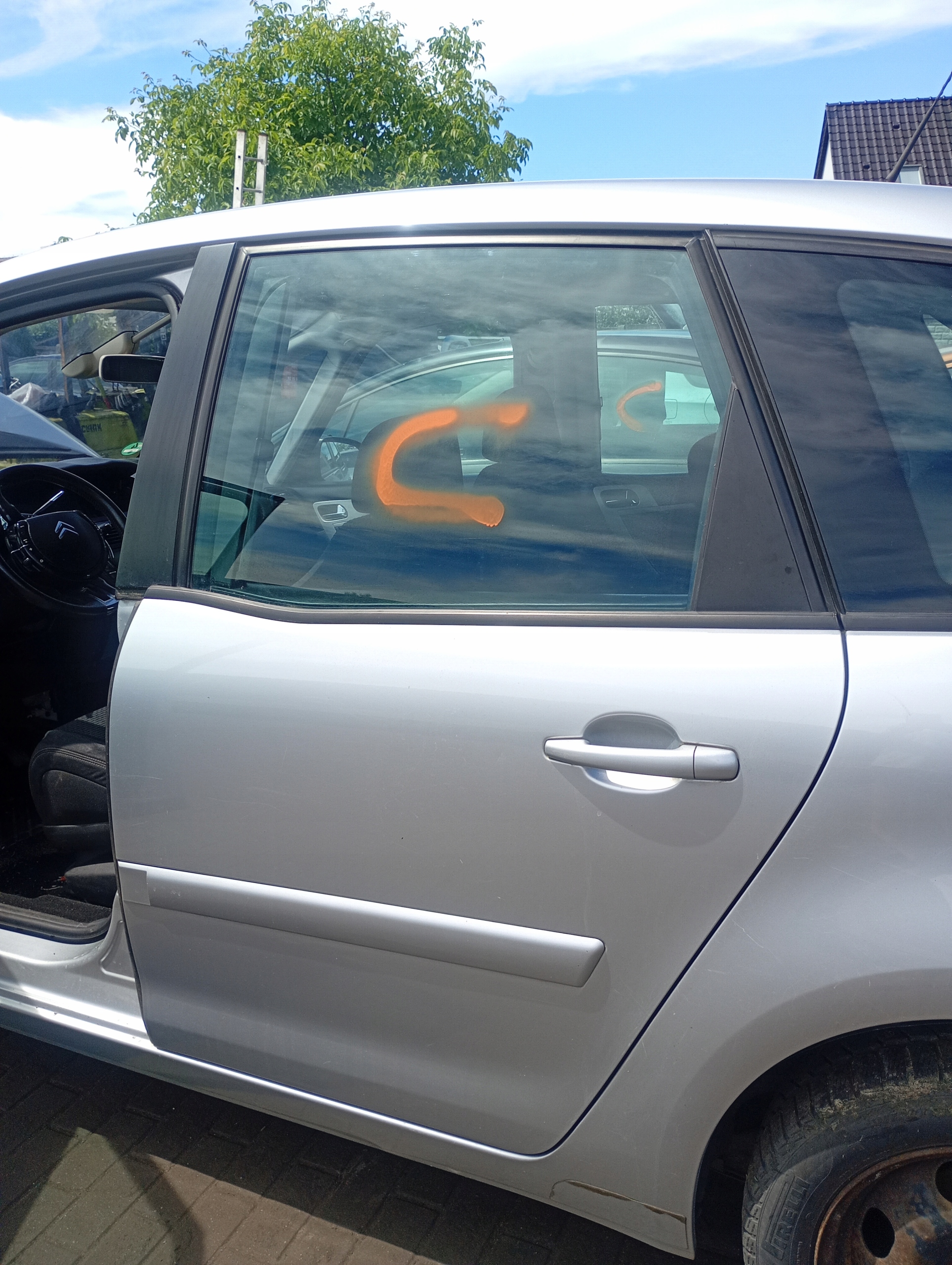 door right front front Citroen C4 Picass FL 07-13 kod lakieru EZRC