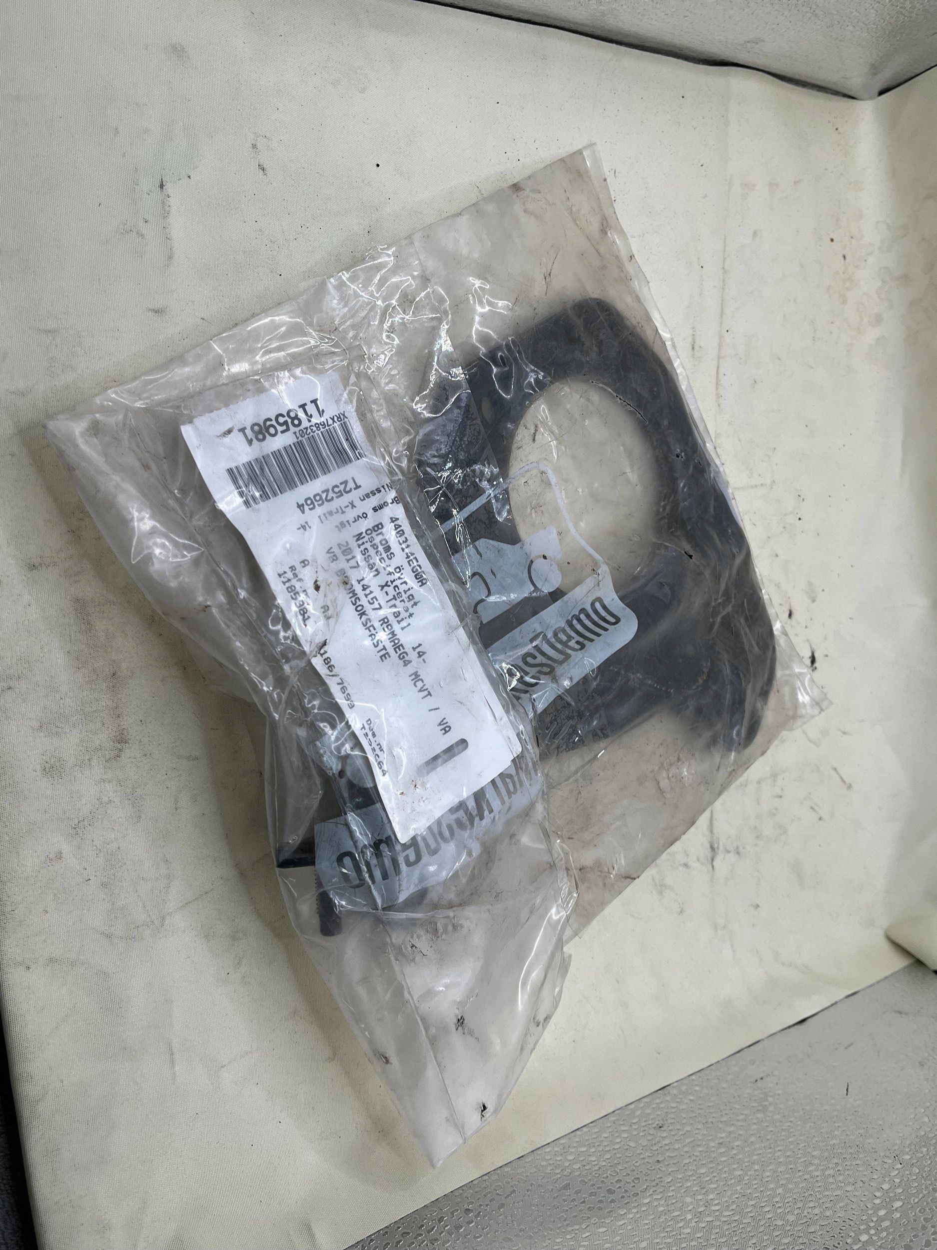 RENAULT Kadjar Support plaque Moyeu Arrière 440314EG0A !J