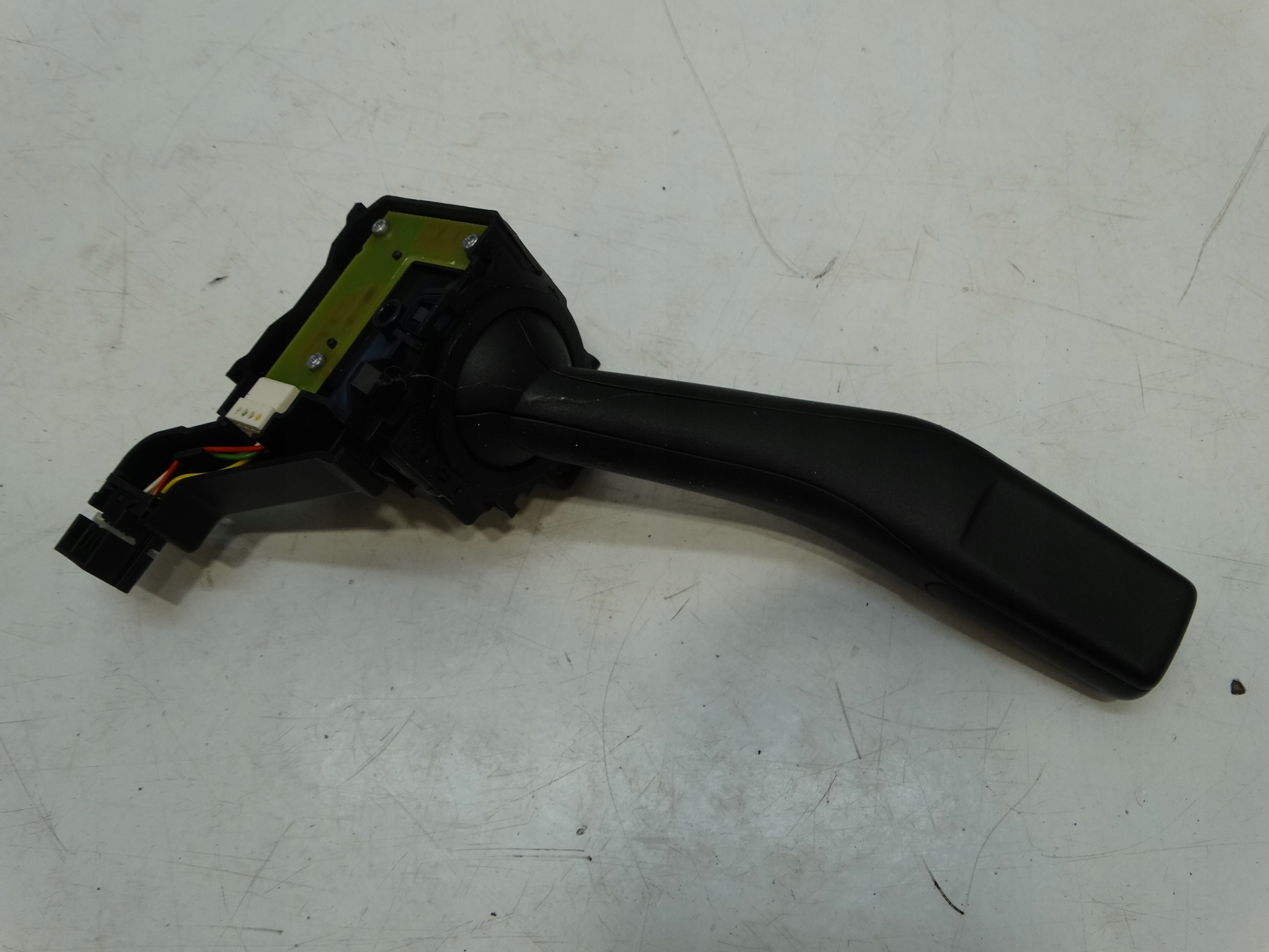 Bouton Indicateurs de direction VW AUDI SKODA SEAT 1K0953513