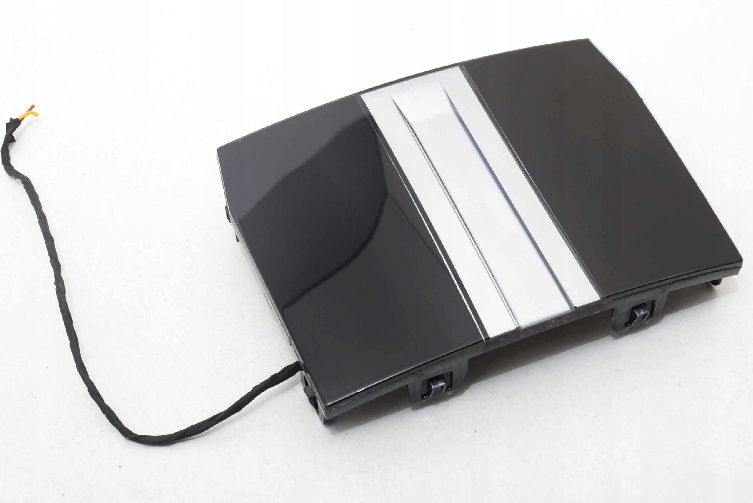 9114760 - BMW 2 U06 обігрівач радар кришка бампера передня