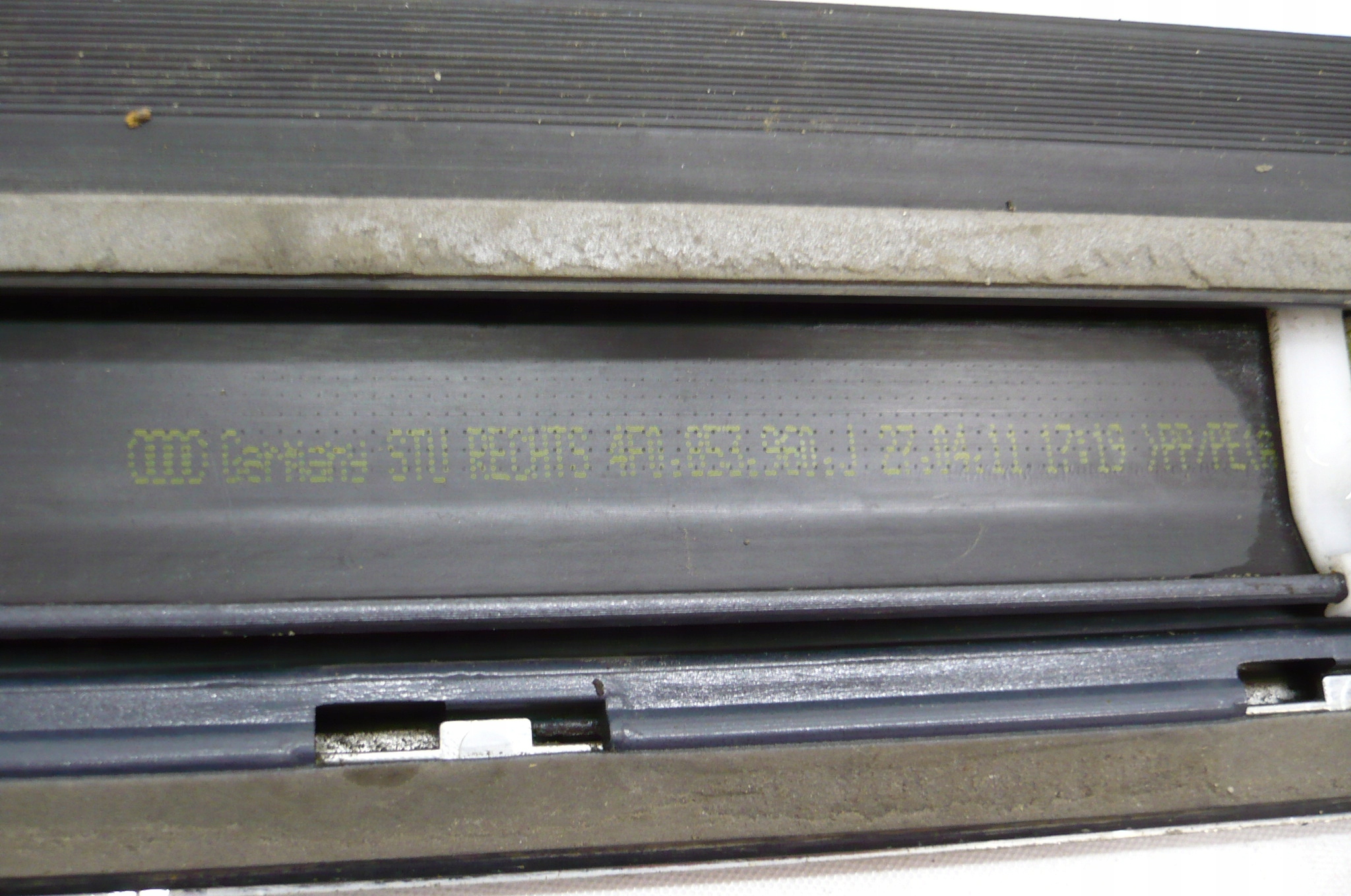 AUDI A6 C6 LIFT 08-11 moulding door right front CHROM