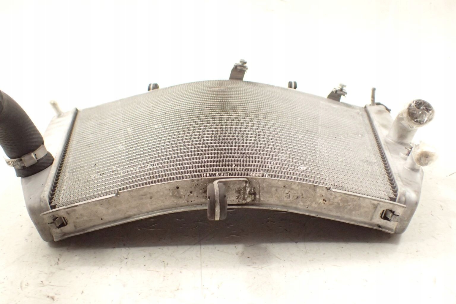 Suzuki GSX-R 600 750 K6 K7 Chłodnica Producent Suzuki OE