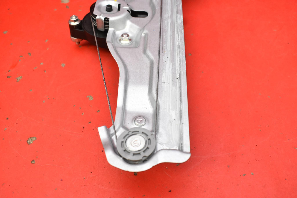 window regulator left rear part 82450R2000 KIA SPORTAGE 5 V 21-25