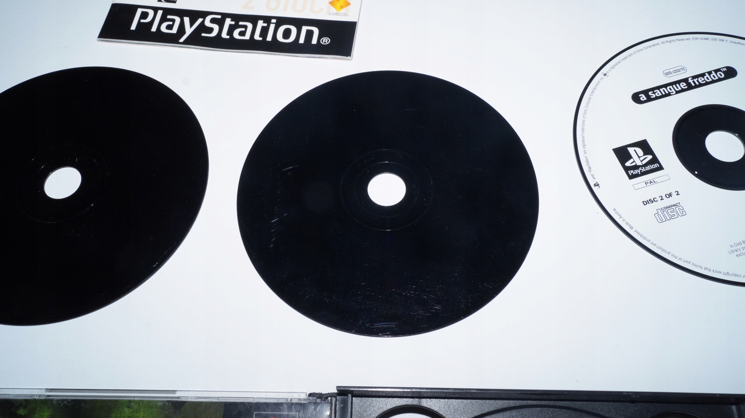 2 games syphon filter 2 , a sangue freddo PSX PS1 Wersja językowa Włoska