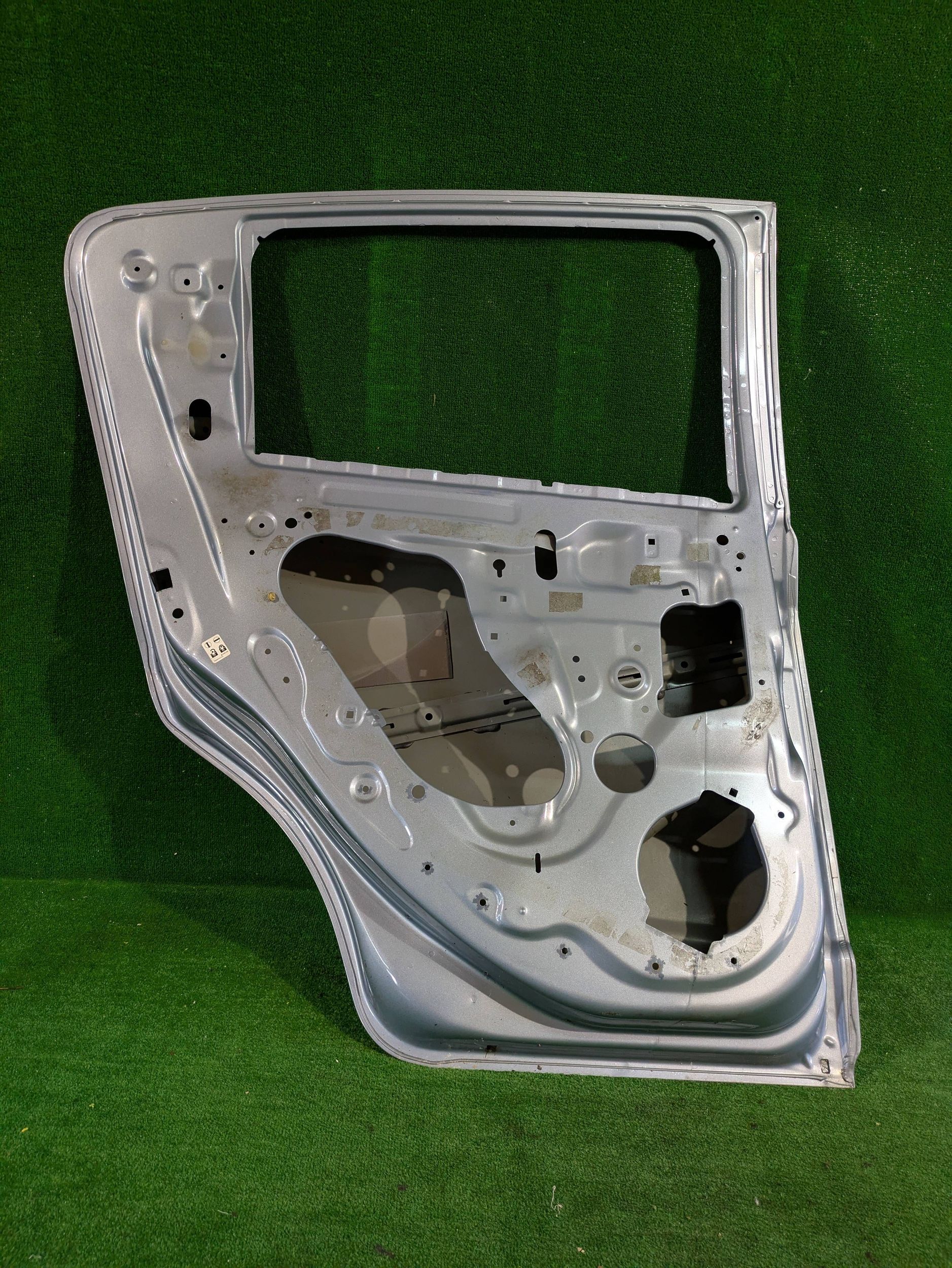 door rear. left left rear part CHEVROLET AVEO T300 11- NR.3068