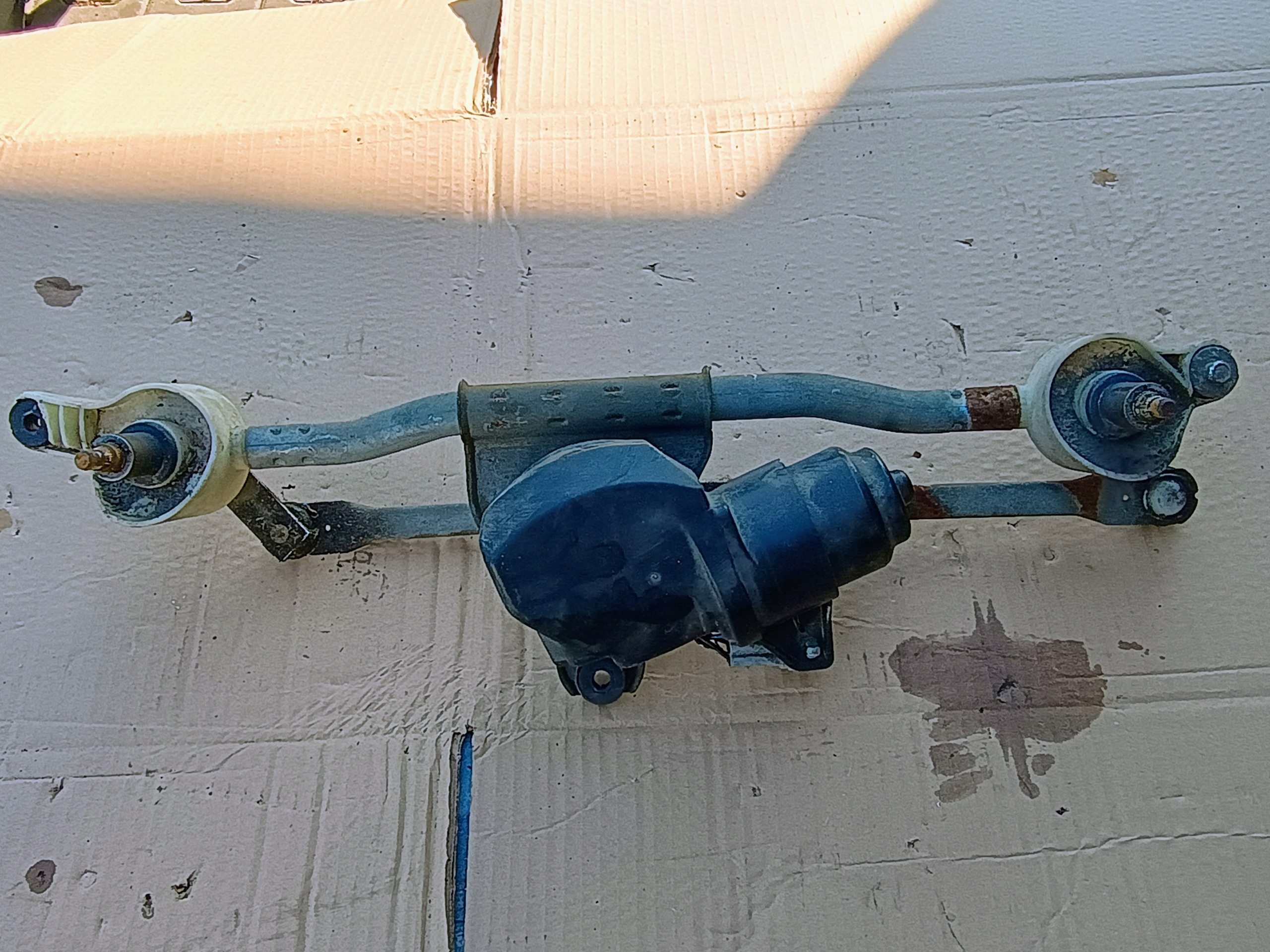Gestänge Motor Wischer FORD FIESTA MK5 MK6