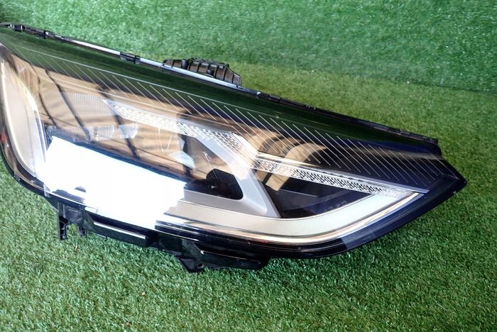 AUDI A4 B9 FULL LED LIFT 19- reflektor rechts Licht rechts