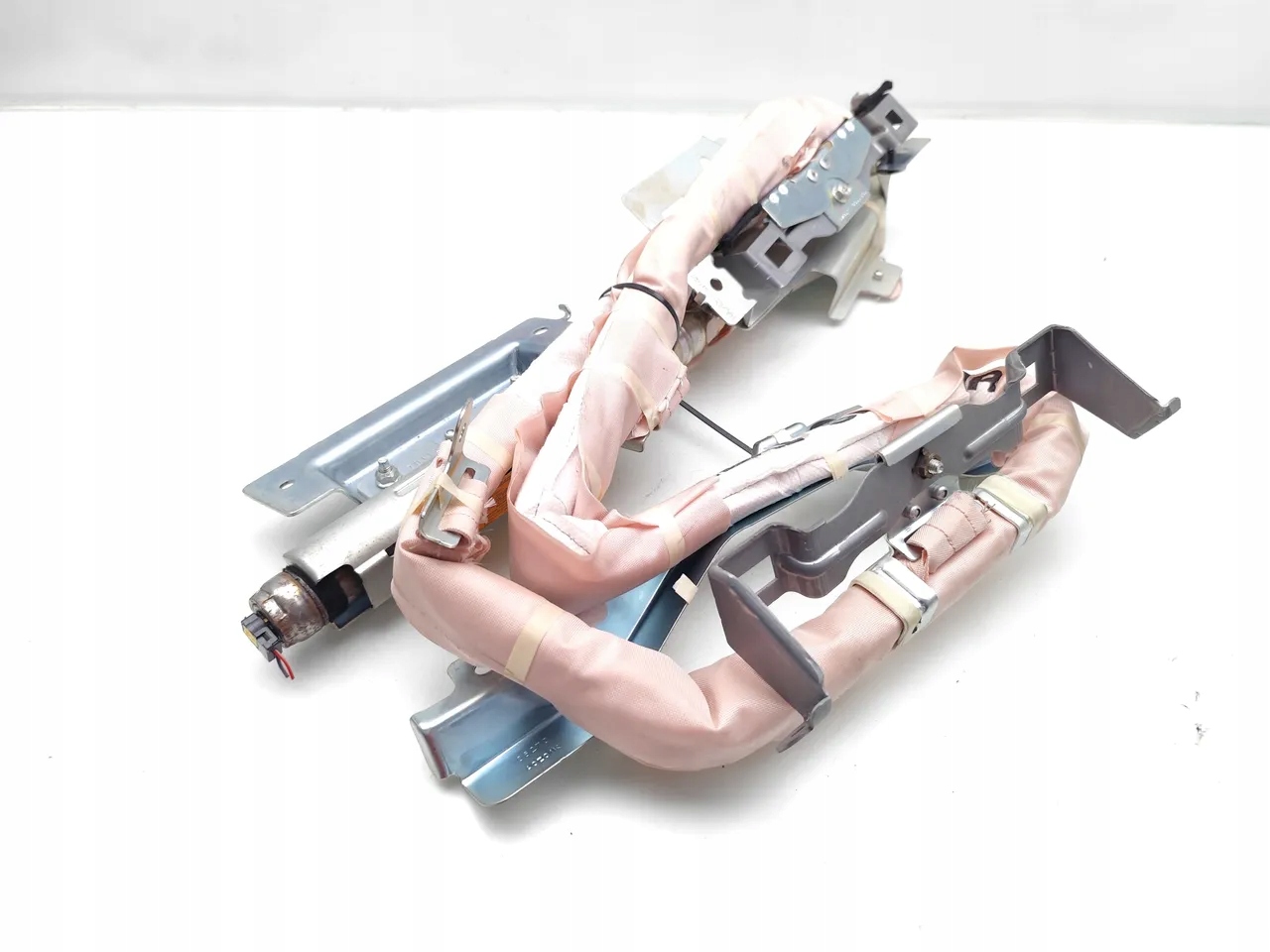 пиропатрон левый subaru OUTBACK (BR) BAMPT11724 2.0л Дизель 110kW 2011