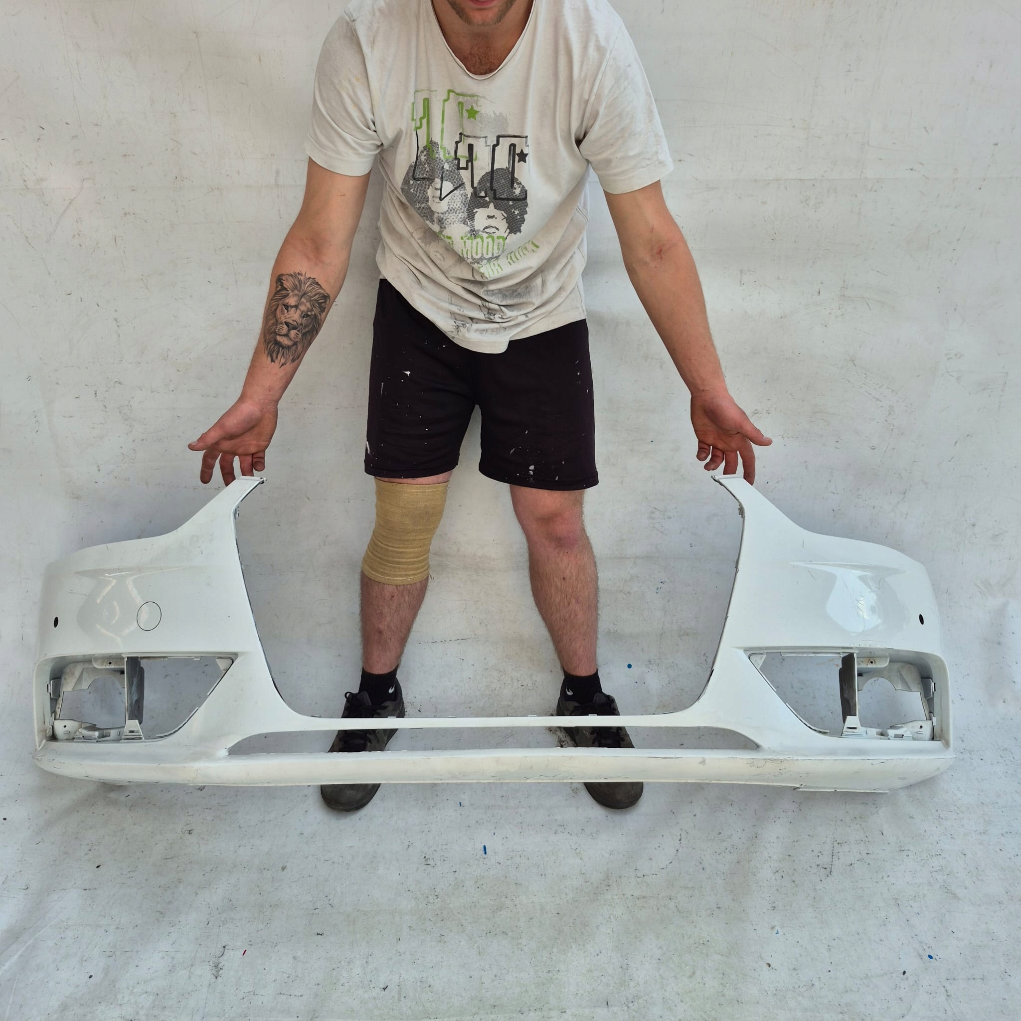 AUDI A4 B8 8K LIFT 11-15 bumper front front PDC