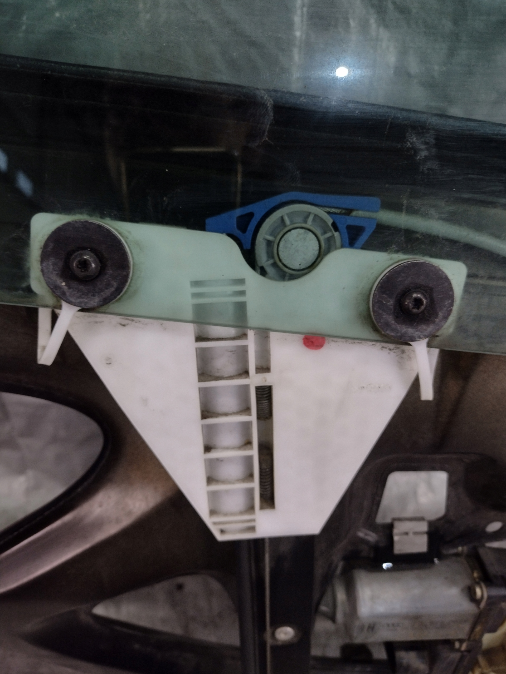 frame, window regulator right rear part Audi A3 8L 5D