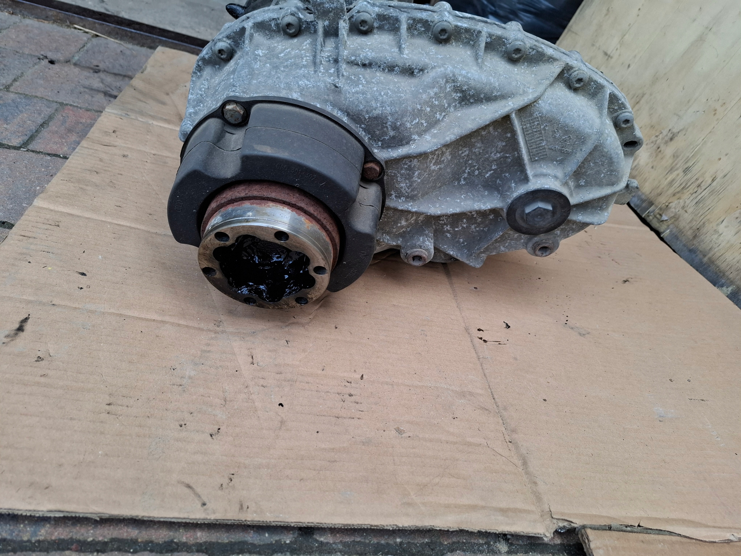AUDI Q7 4L REDUKTOR gearboxes JSS 3.0 TDI 0AQ341010E