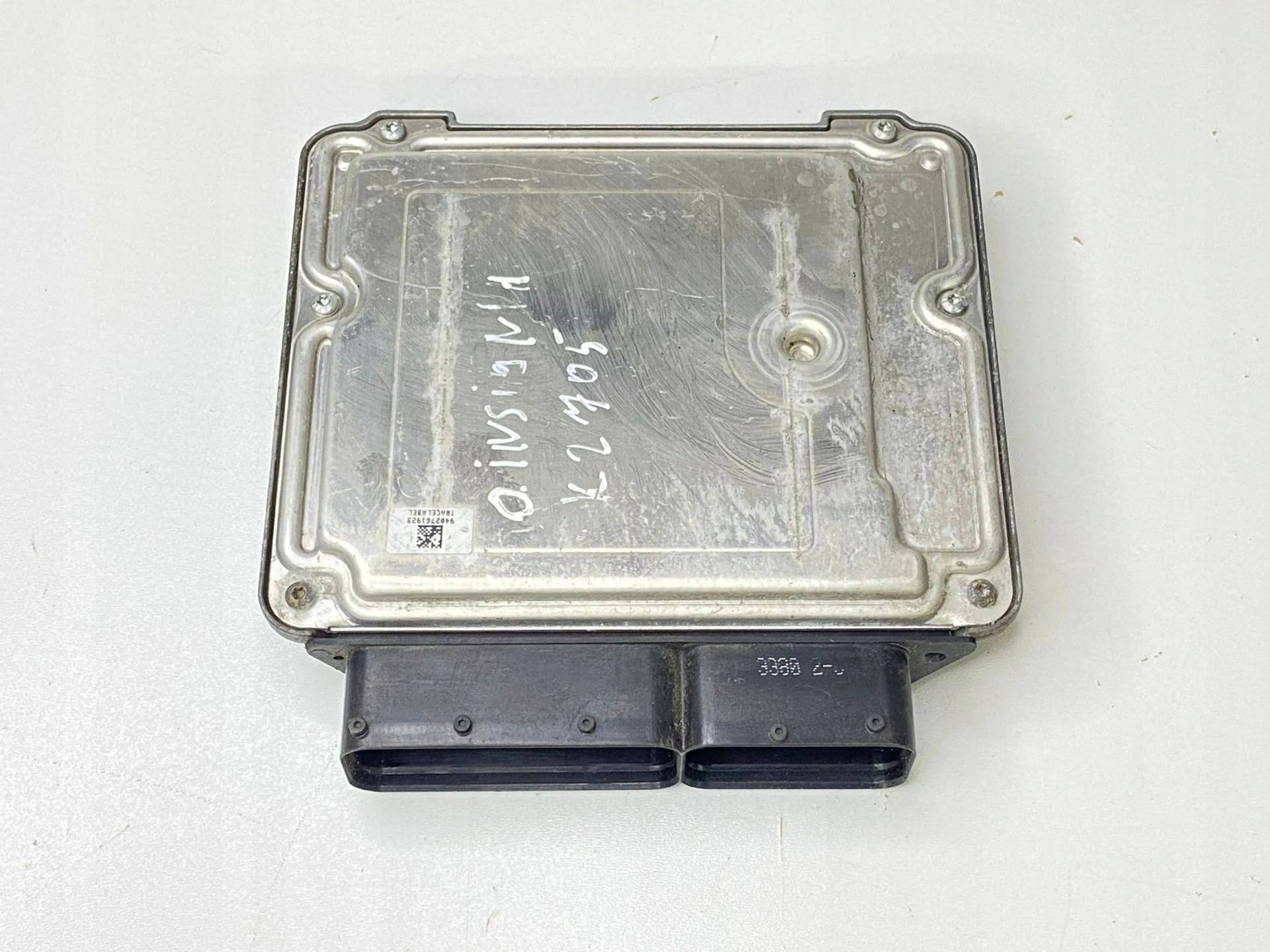 control unit of the engine Opel Insignia A 2011 55577619
