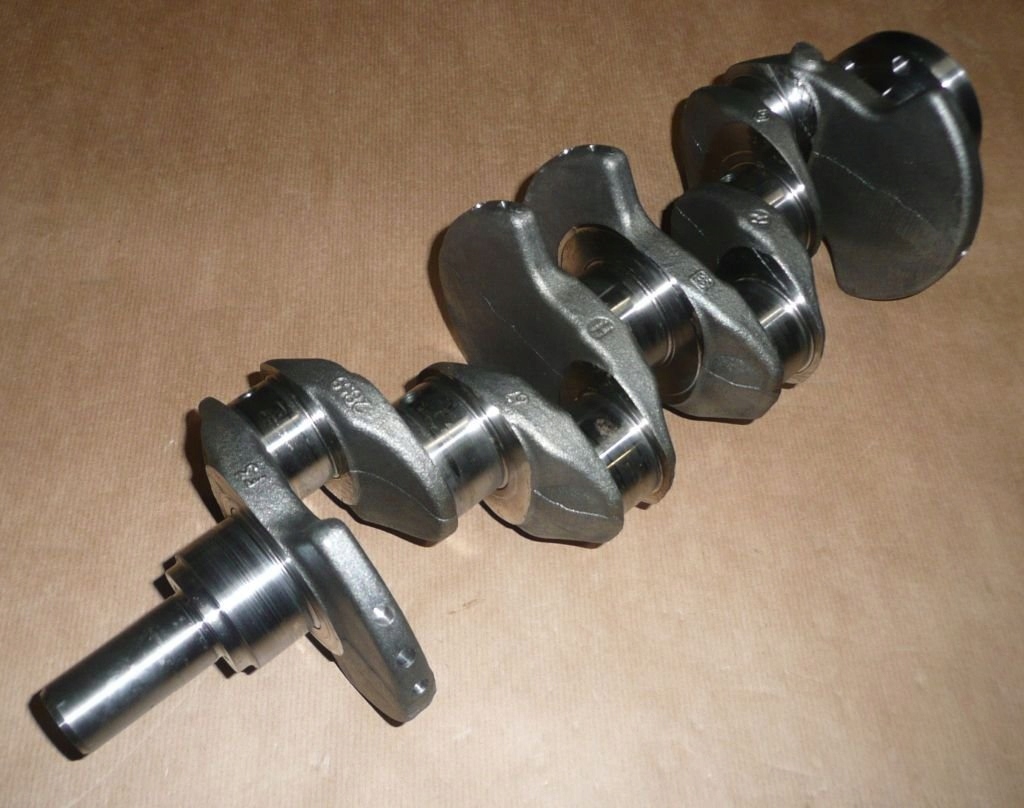 WAŁ KORBOWY RENAULT 1.5DCI Producent części Renault OE