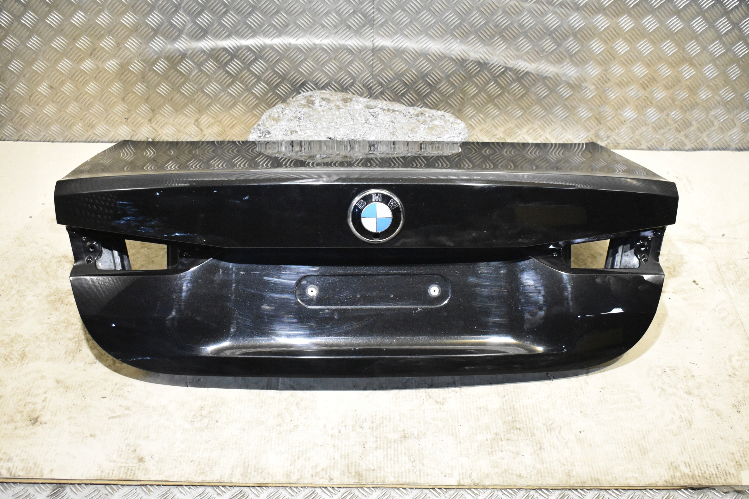 IDEALNA boot doors rear part boot BMW G22 G23 G82 W colour: 475 1